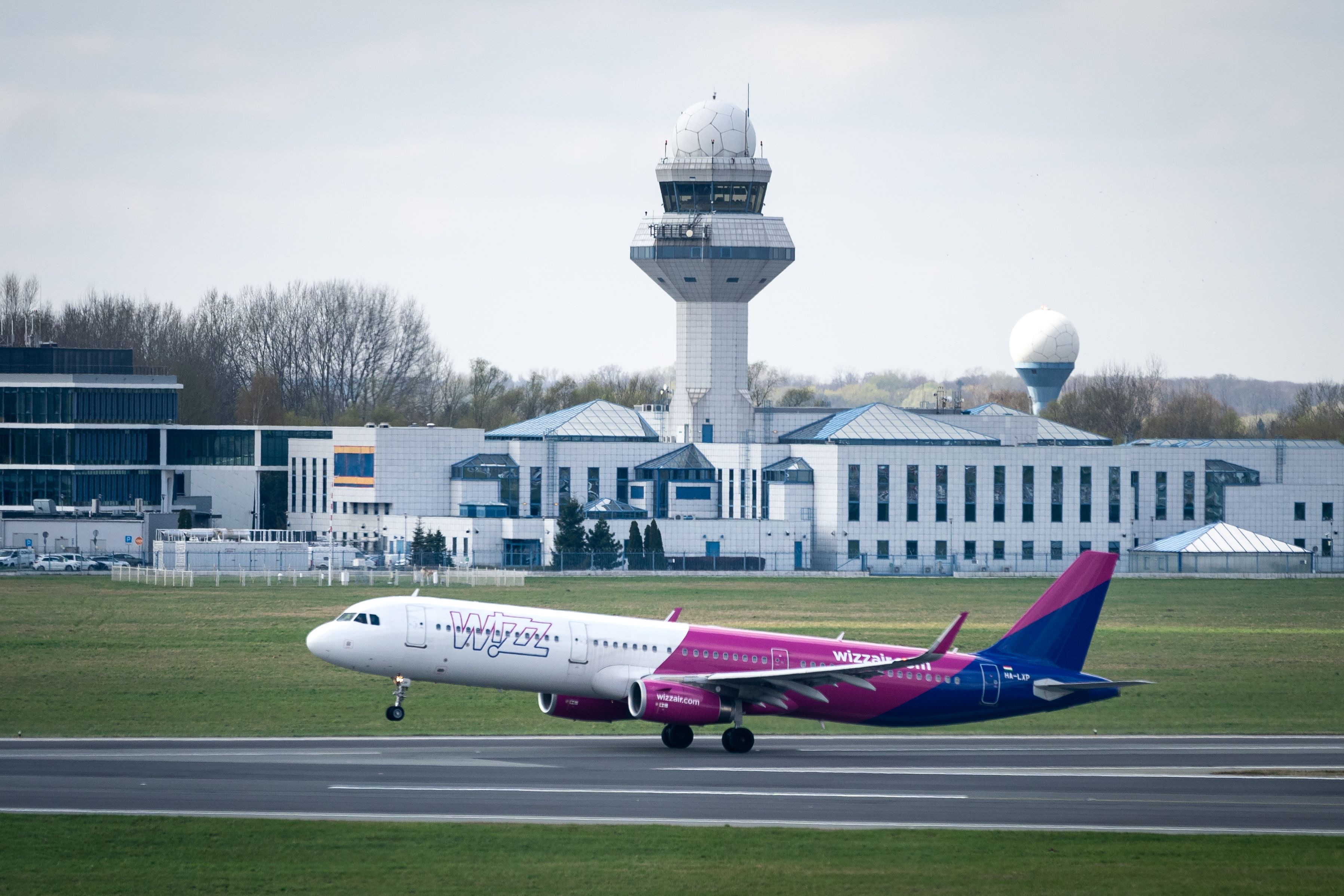 Is Wizz Air Looking To Launch Connecting Flights?