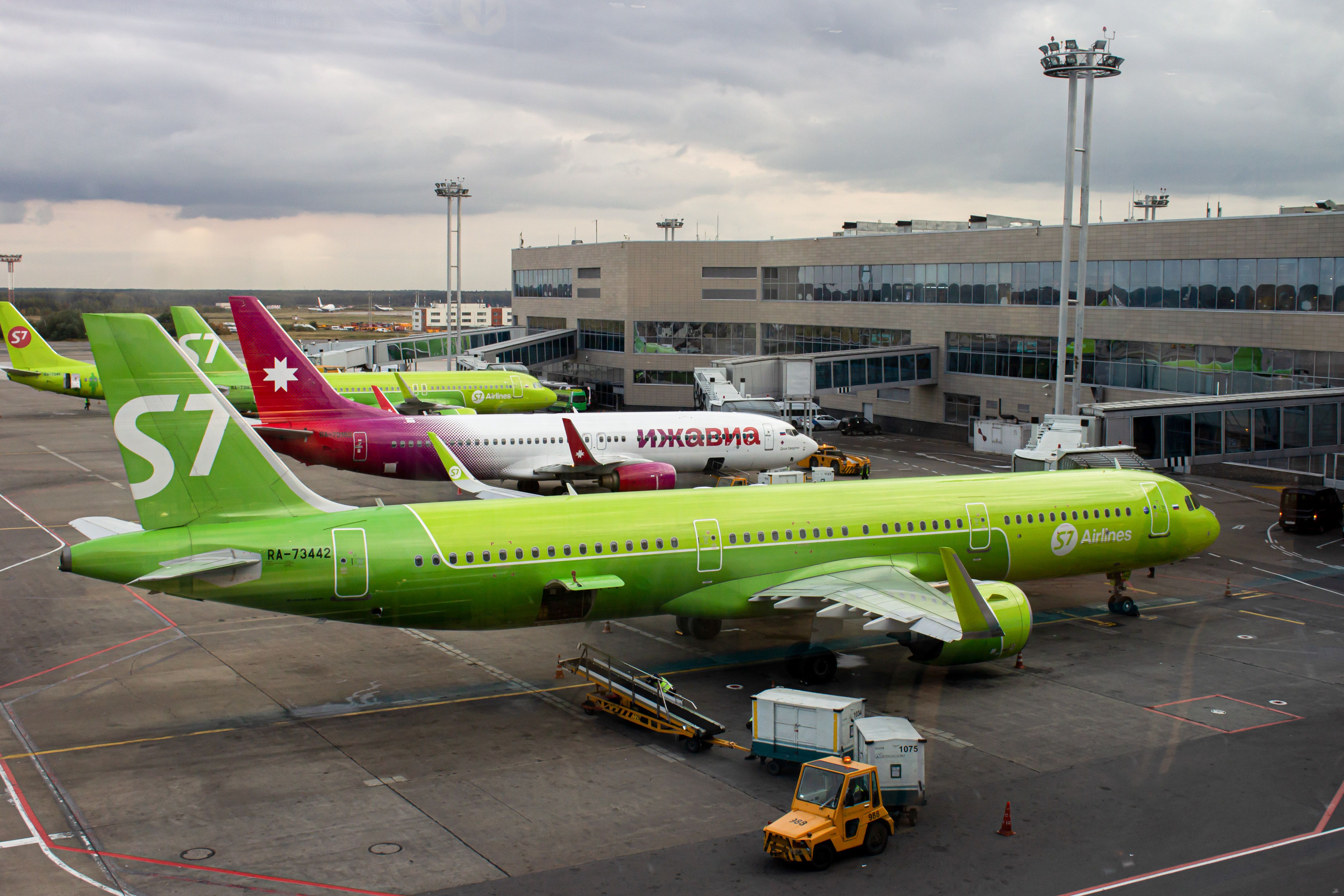 Russian Air Traffic In October Down 25% Year On Year