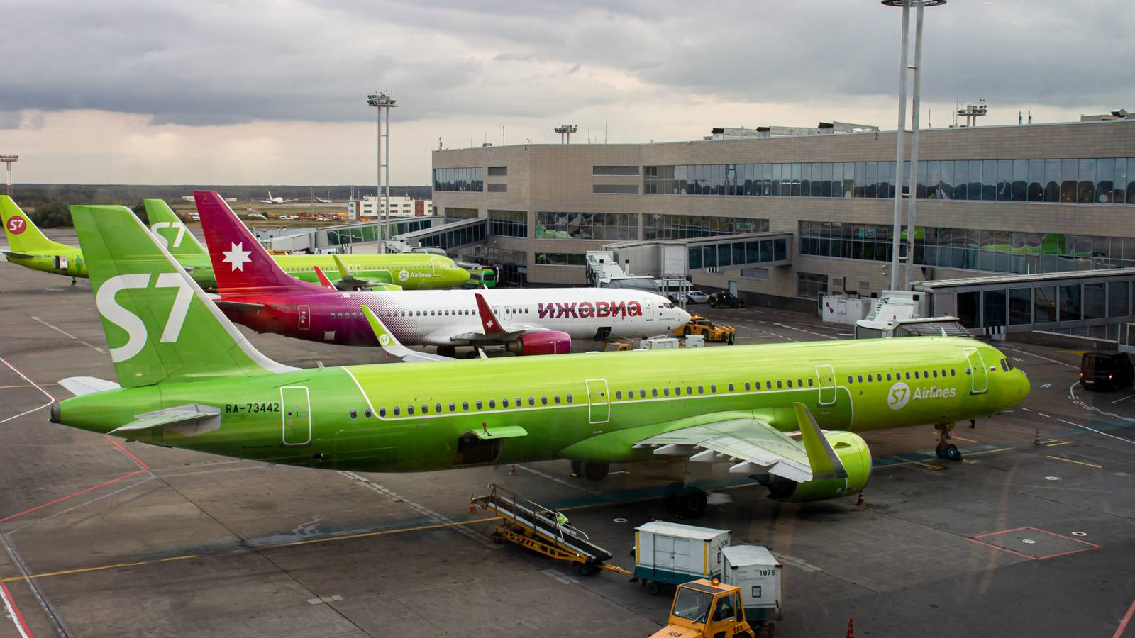 Russian Air Traffic In October Down 25% Year On Year