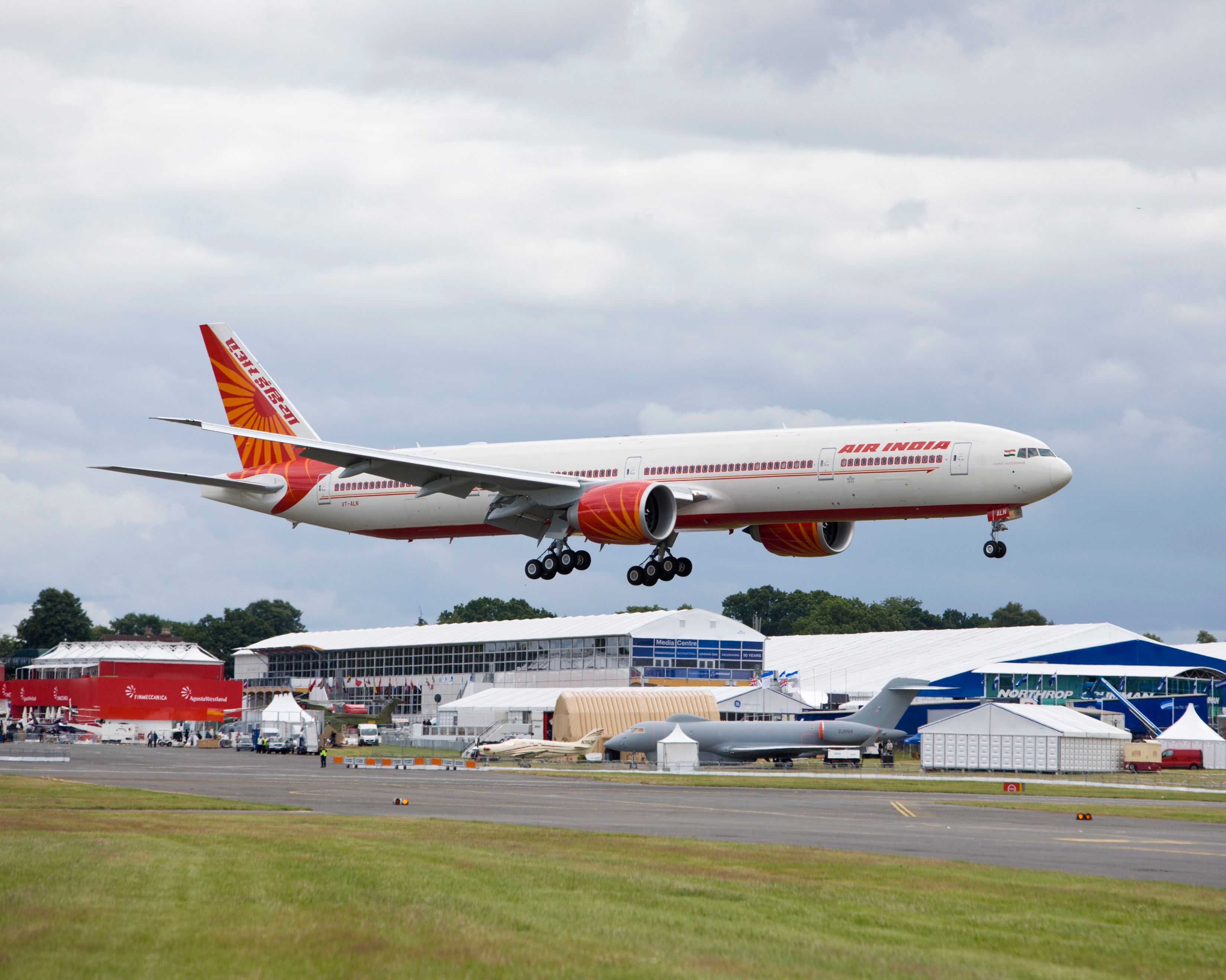 Up To 500 Airbus & Boeing Jets: Analyzing Air India's Prospective Orders