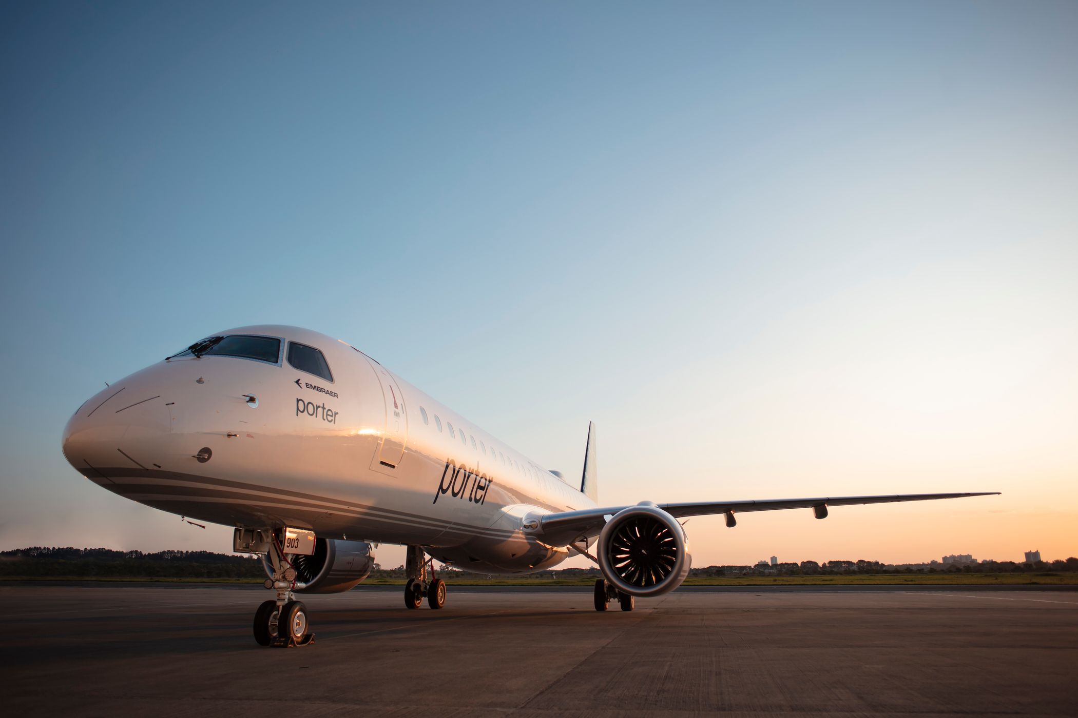 Porter Airlines Uses The New Embraer E195-E2 For Its 1st Calgary Flight