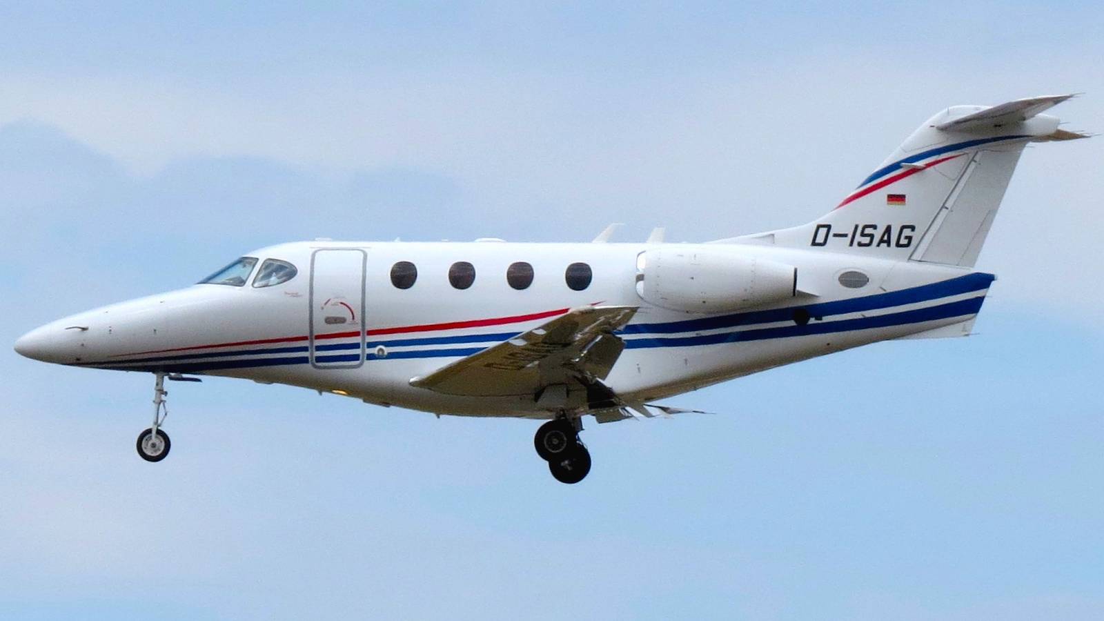24 Years Ago Today The Beechcraft Premier I Made Its First Flight