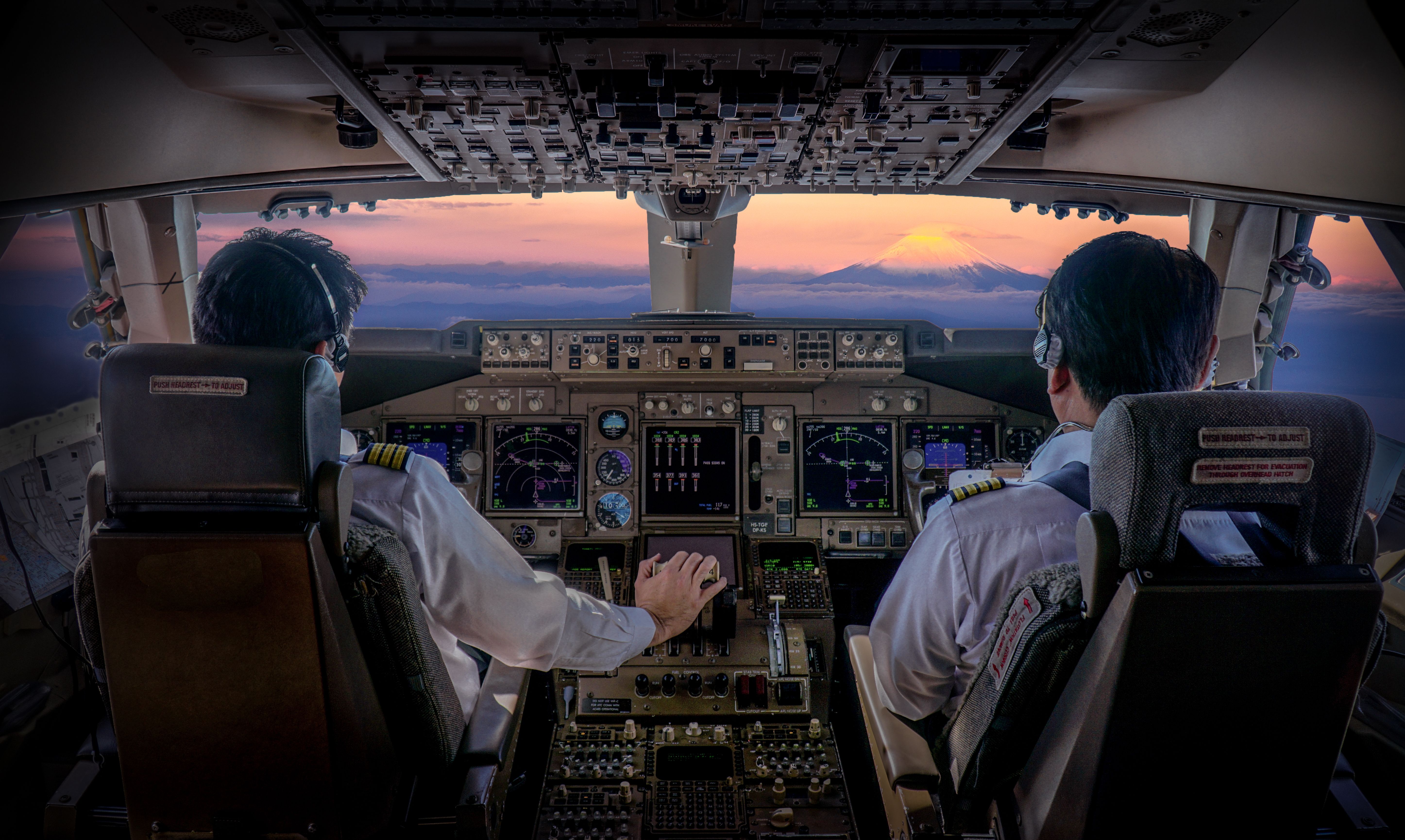 A Pilot's Guide: The Importance of Seniority & How It Works