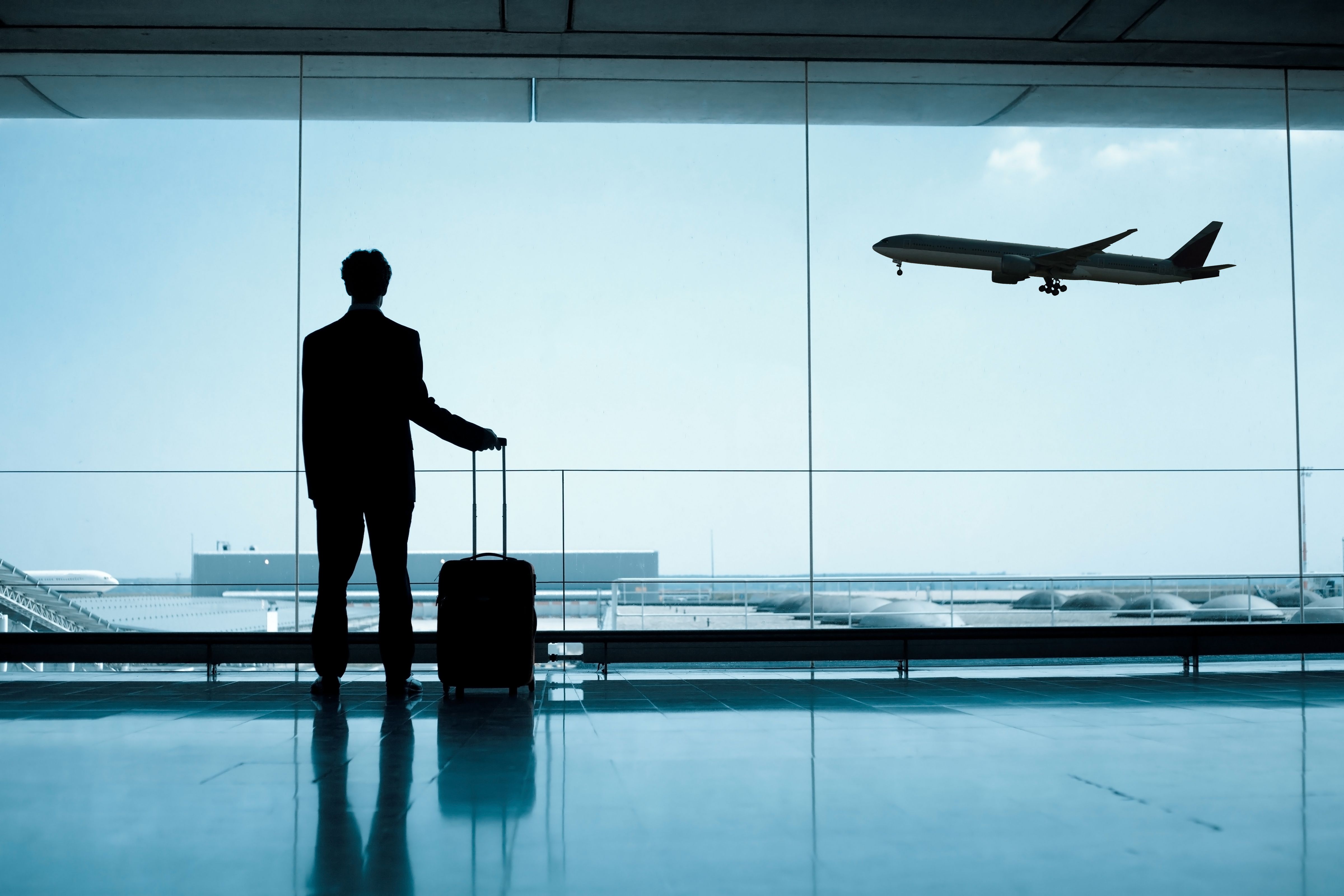 8 Top Tips For Cutting Business Travel Expenses From An Expert