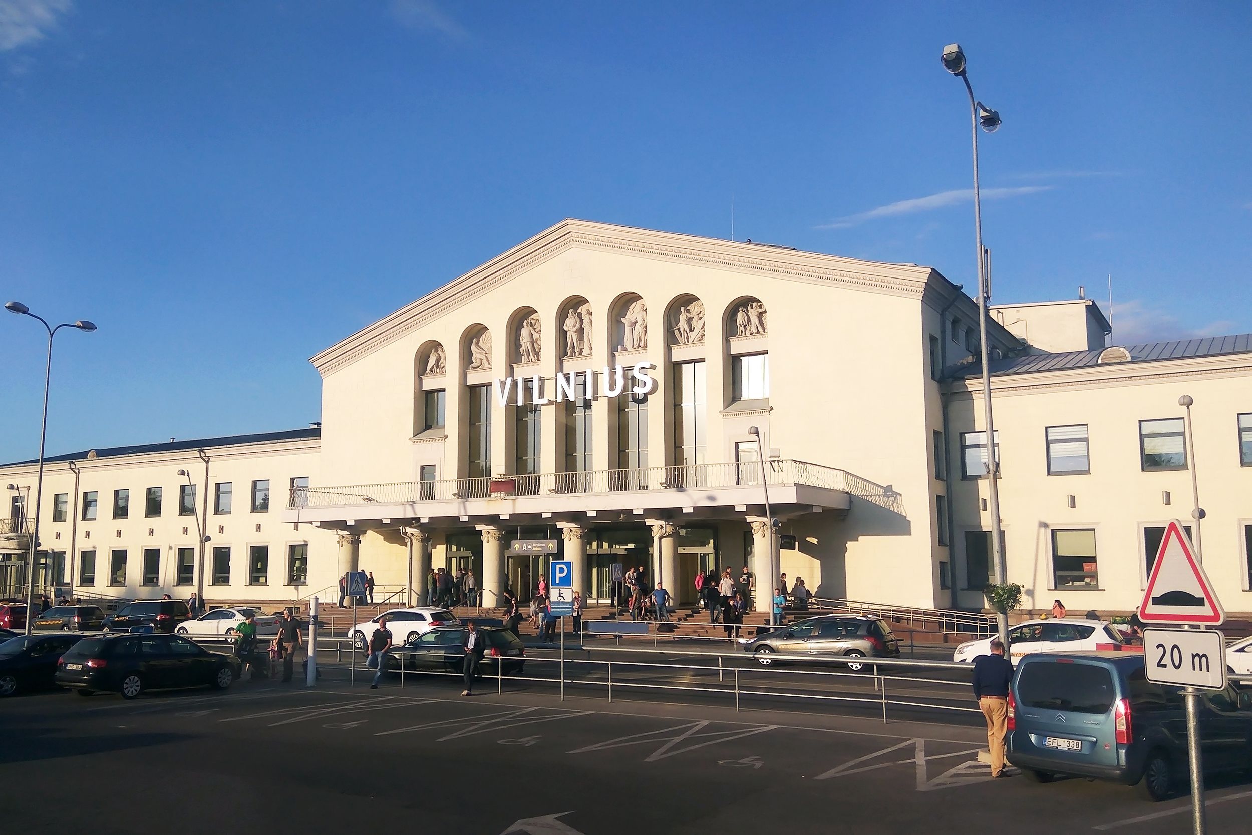 A Brief Guide To Lithuania's Main Commercial Airports