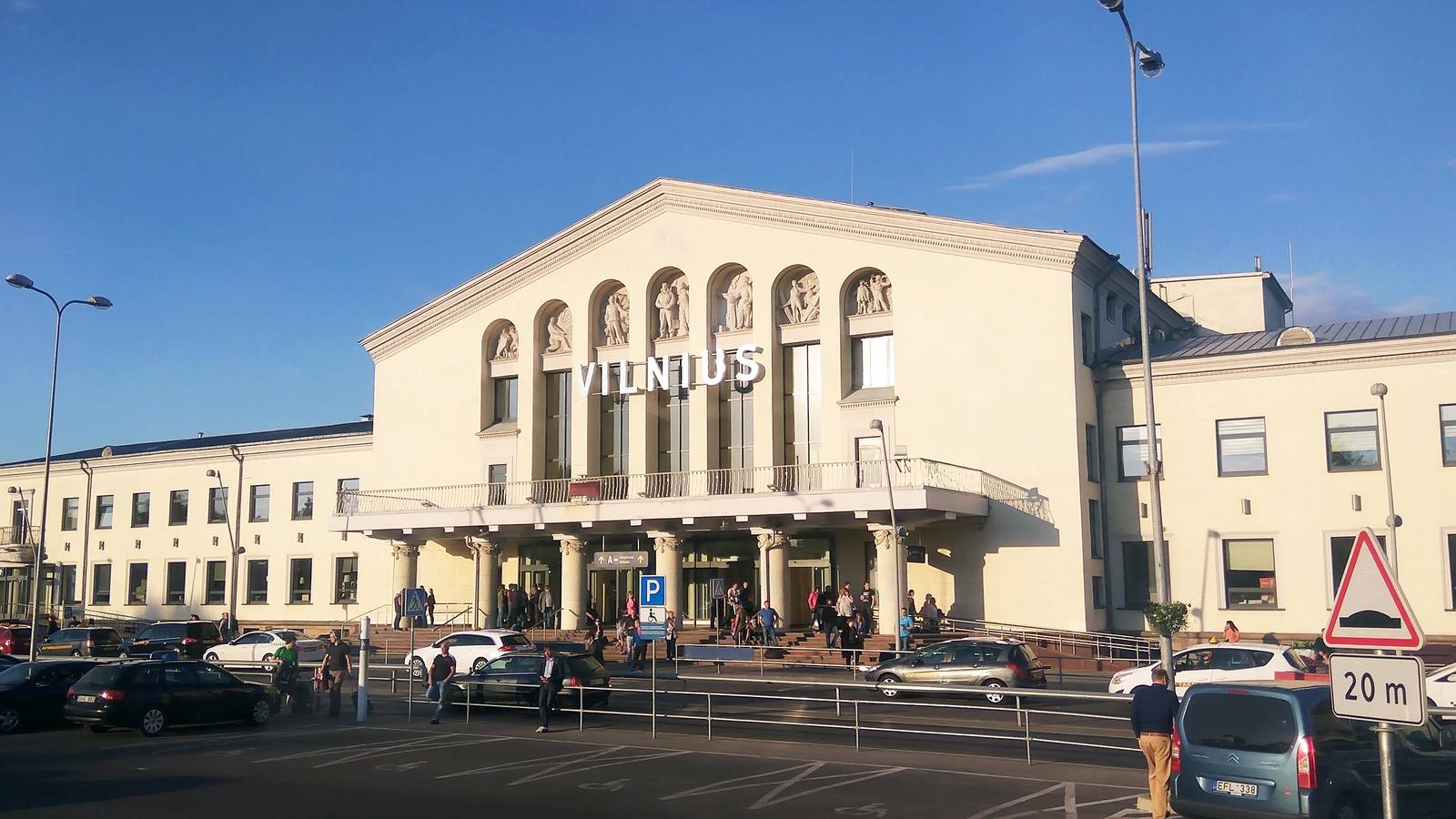 A Brief Guide To Lithuania's Main Commercial Airports