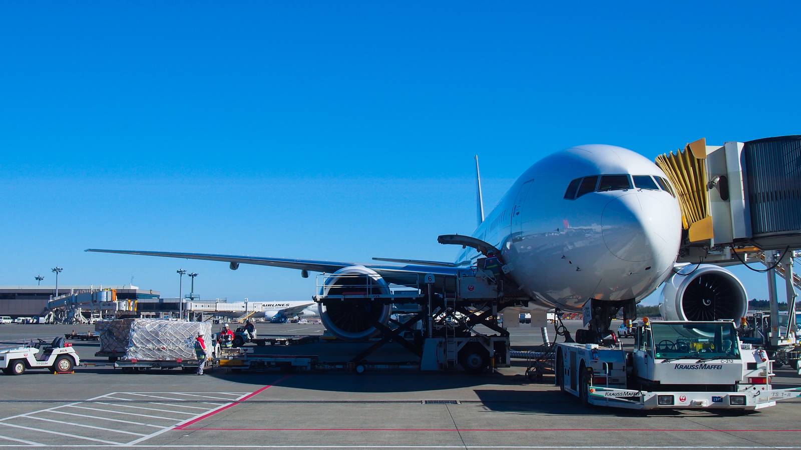 CDC Considering Testing Aircraft Wastewater For New COVID Variants