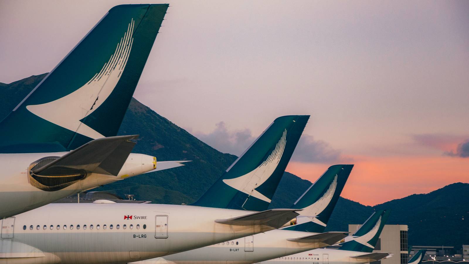 Cathay Pacific Cabin Crew May Take Industrial Action Over Christmas And New Year