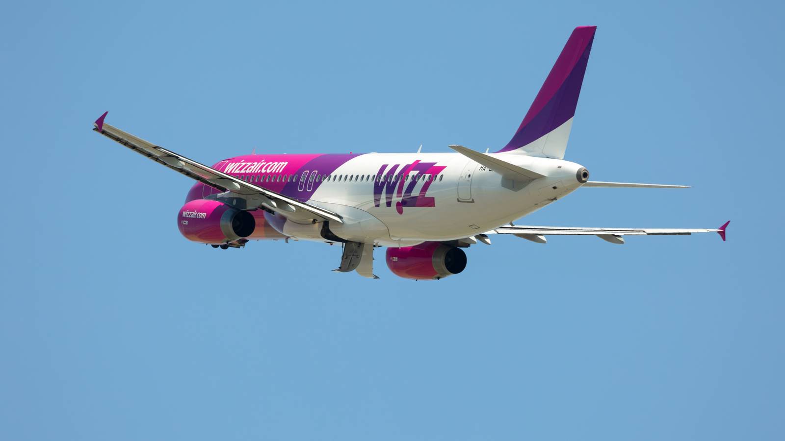 UK CAA Raises Concerns Over Wizz Air Customer Complaints