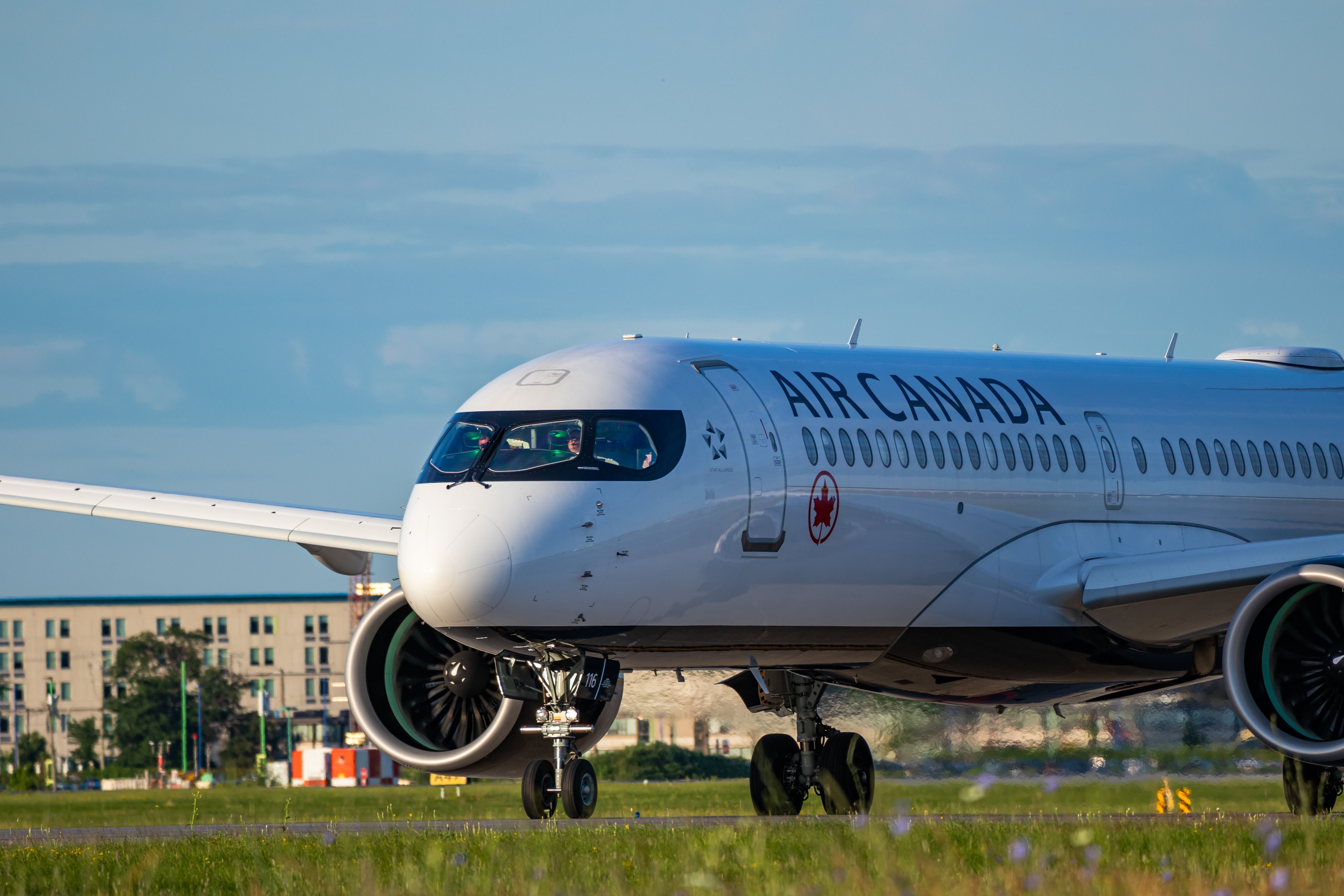 Christmas Gift: Air Canada Signs For 5 More Airbus A220s