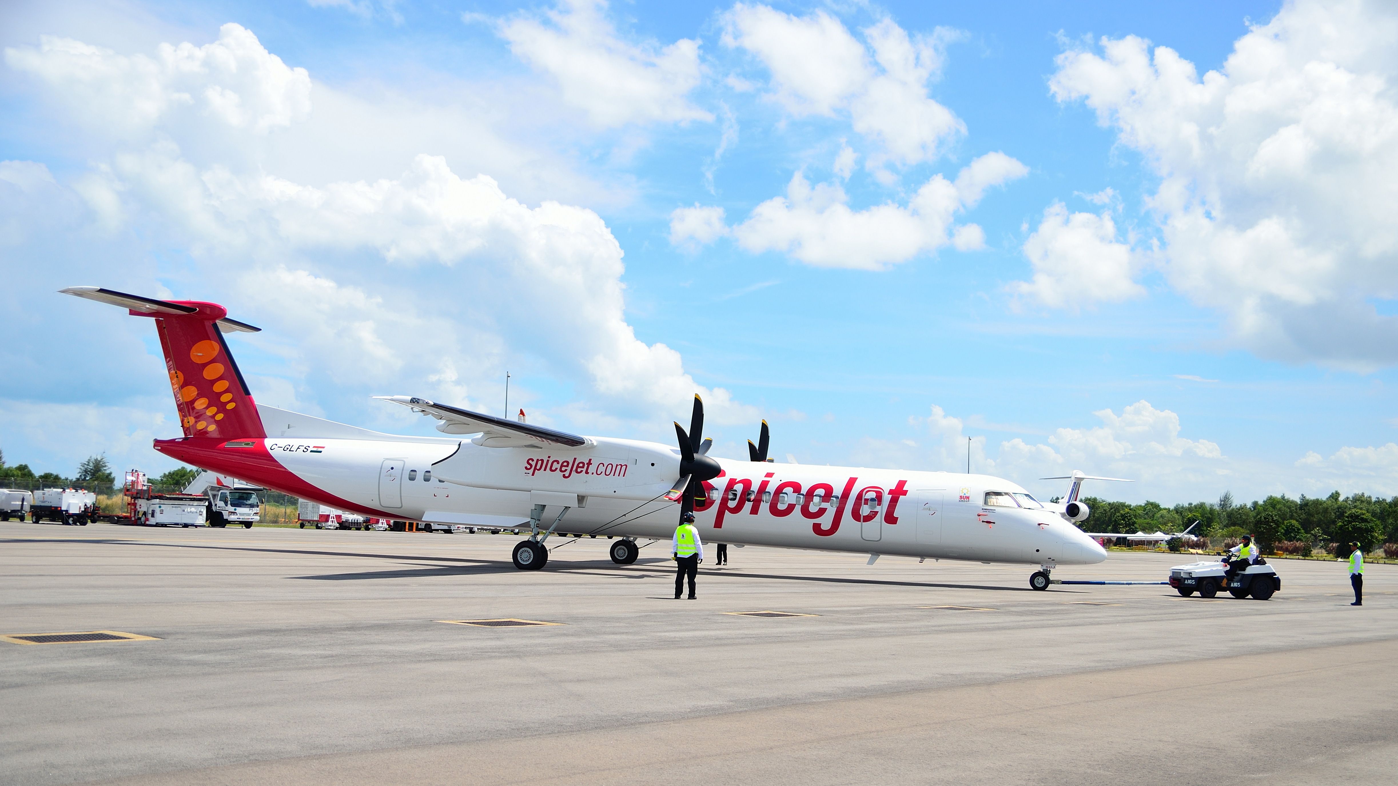 SpiceJet Dash 8 Engine Catches Fire At Delhi Airport