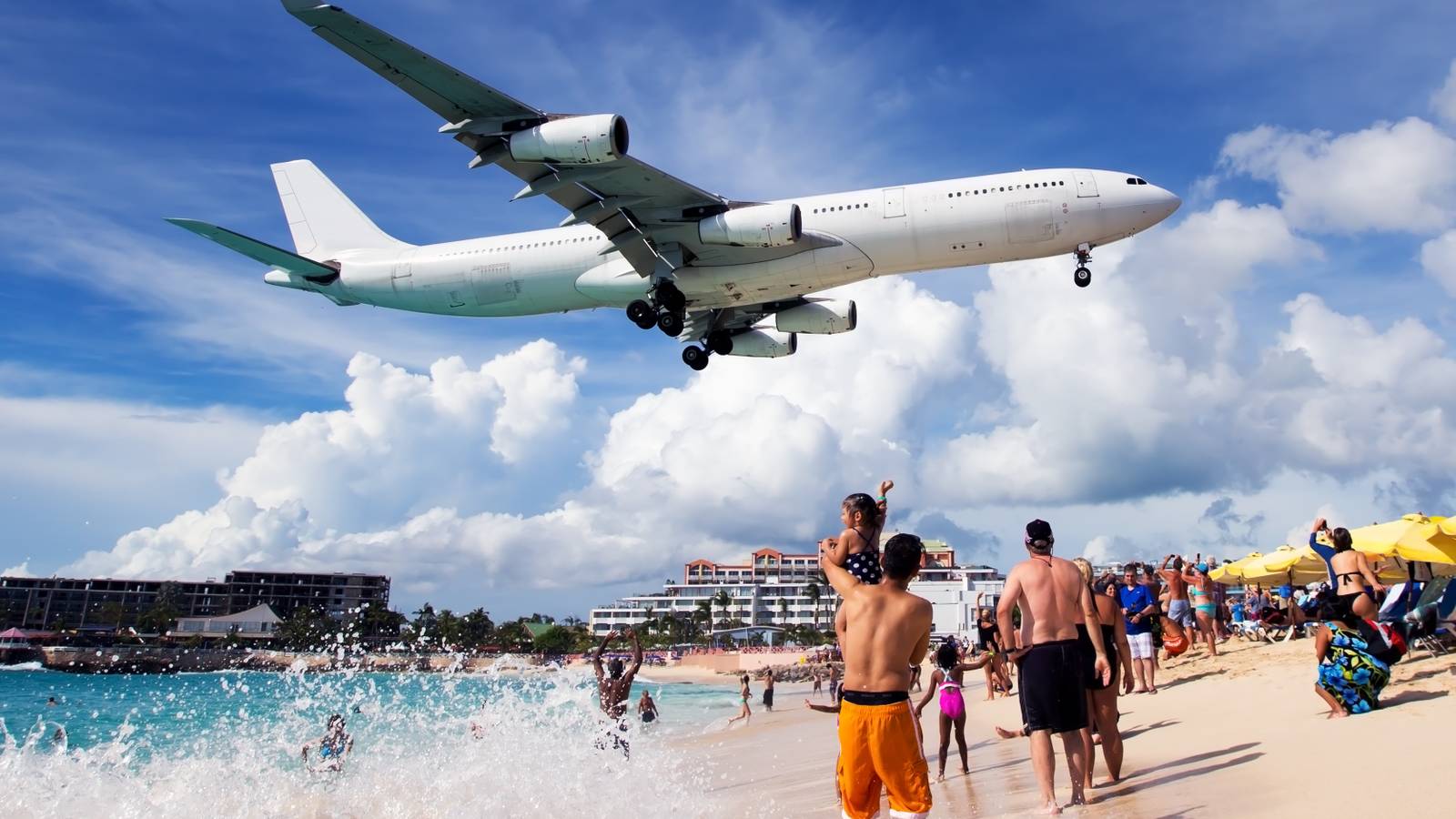 When Should I Book My 2023 Travel?