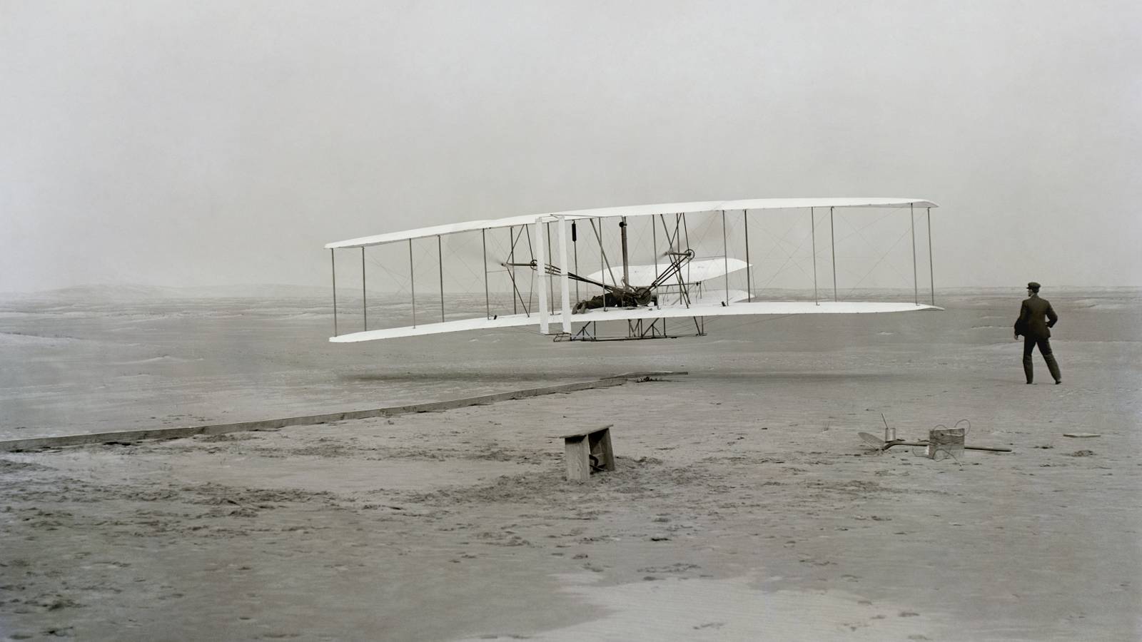 History: The Discovery of Lift and Drag Forces On Aircraft