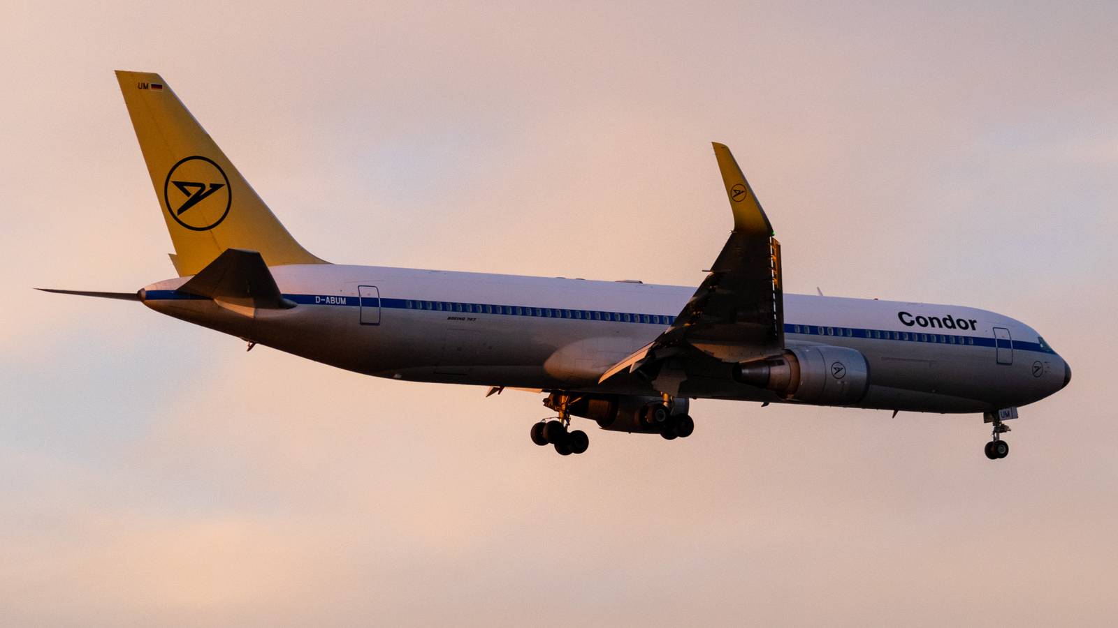 Condor Retires Its Retro Livery Boeing 767