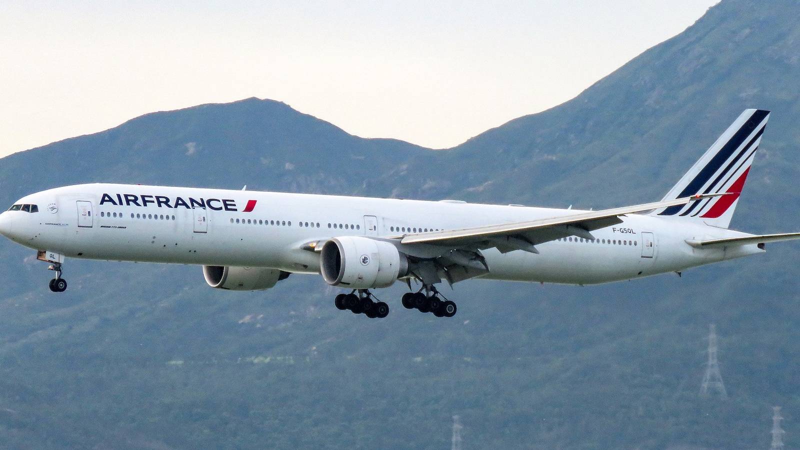 Air France Boeing 777 Experiences Engine Shutdown En Route To Los Angeles