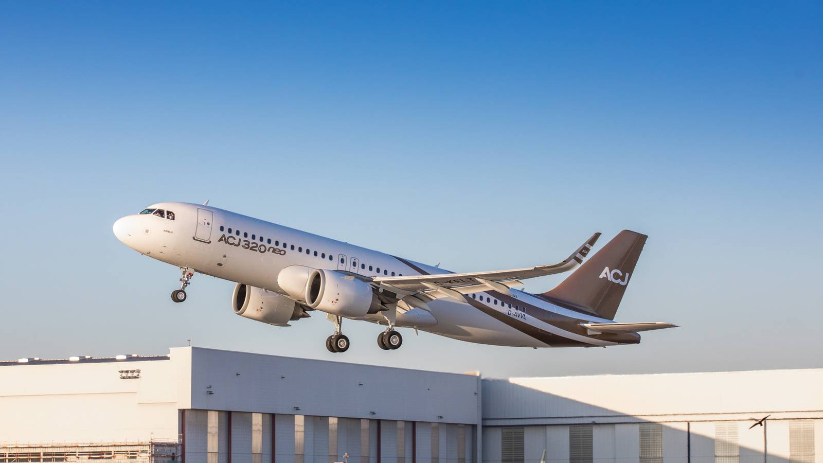 Lufthansa Technik Releases Rarely Seen Private ACJ320neo Cabin Renderings