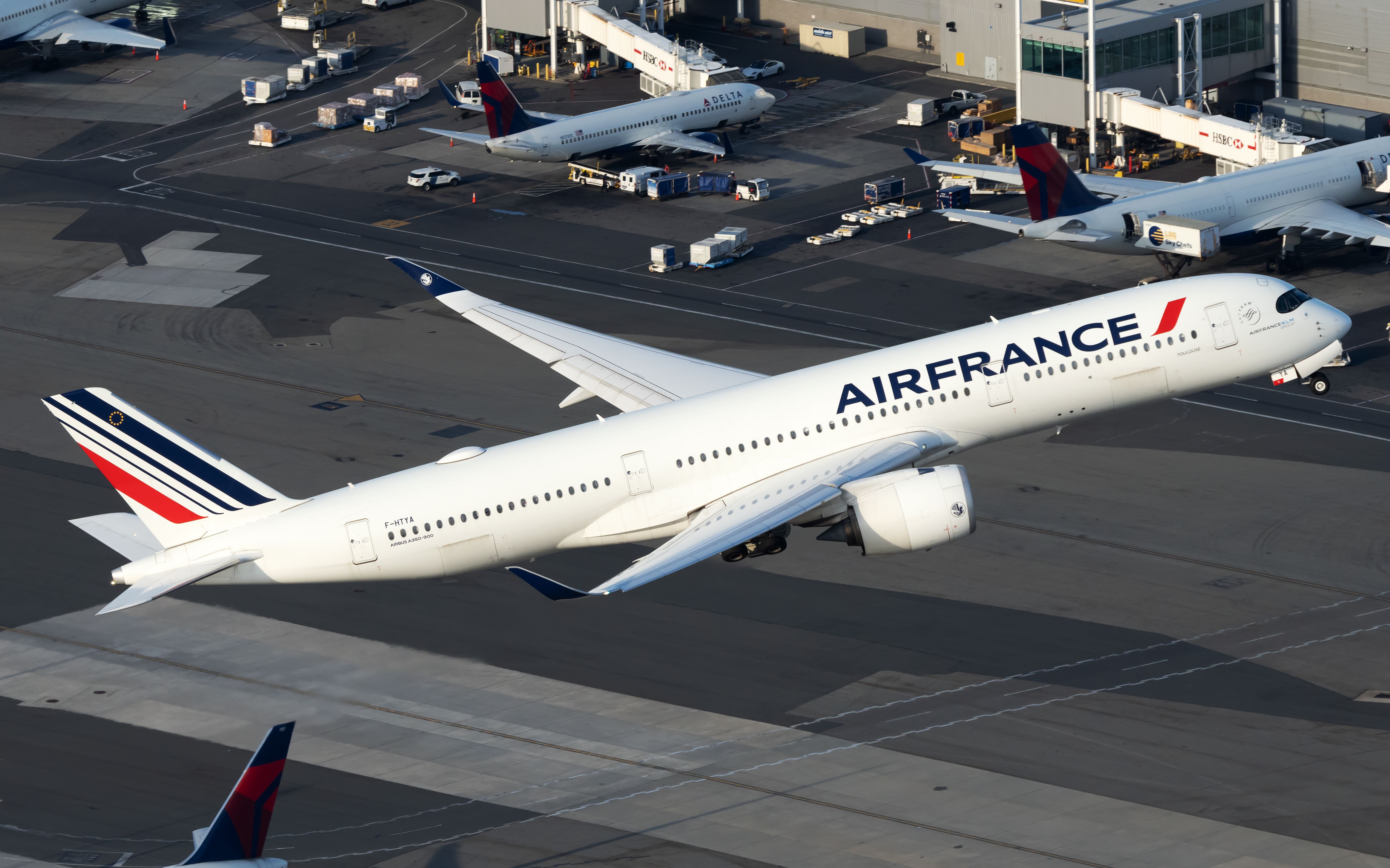 Air France Will Work With 17 Renowned Chefs For Lounge & Inflight Dining