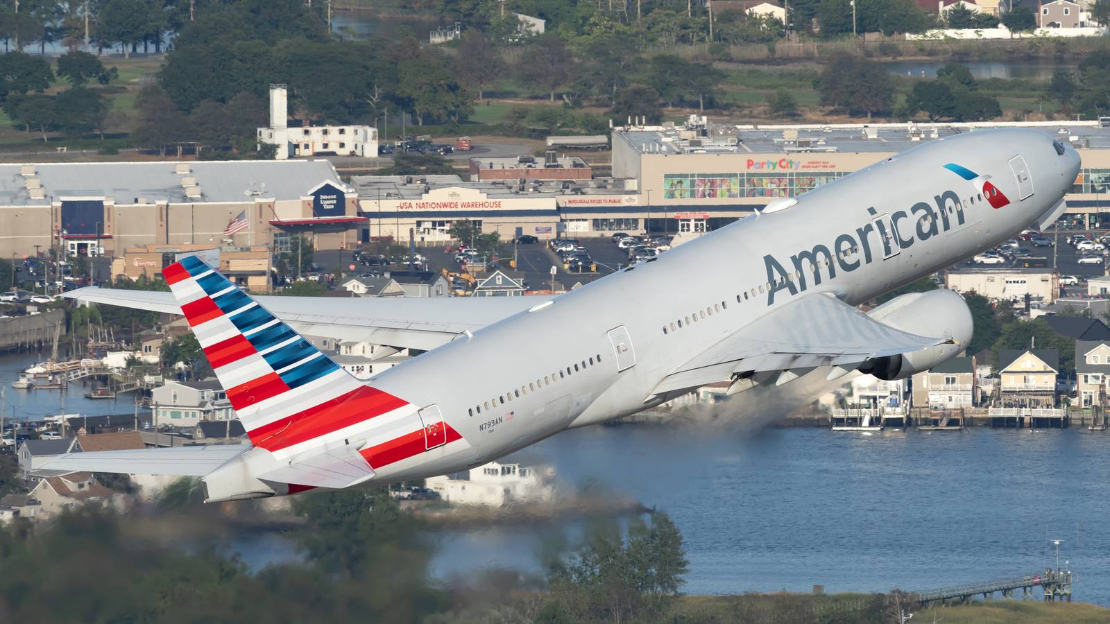 American Airlines Plans 26 Daily London Heathrow Flights This Summer