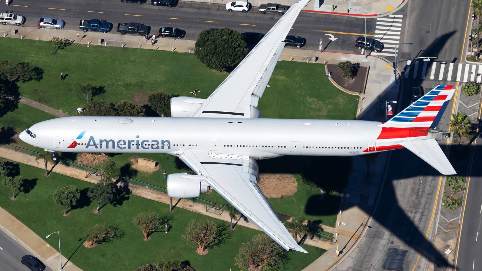 American Airlines Boeing 777 Diverts To Frankfurt With A Water Leak