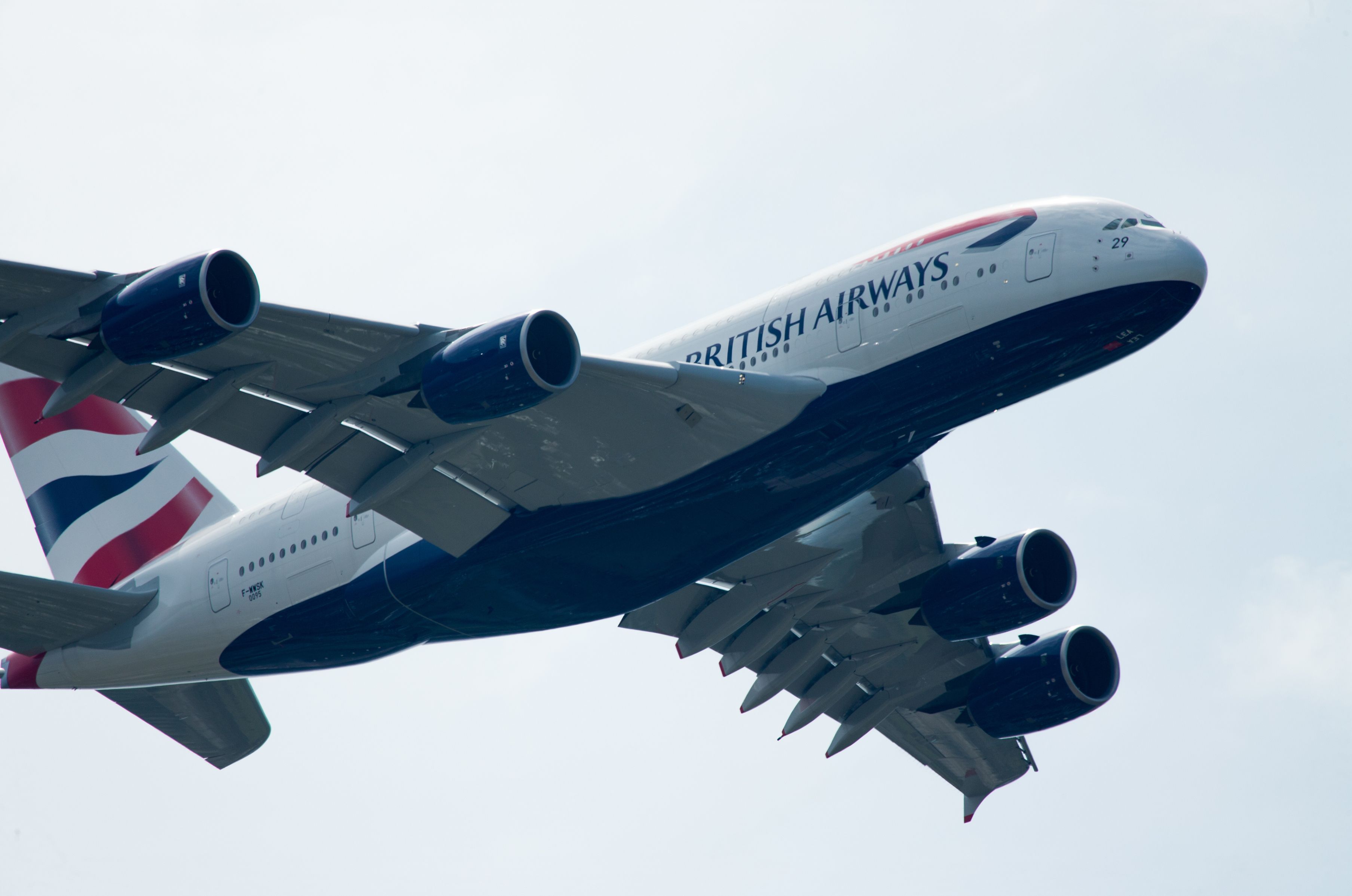 California Chaos: San Francisco Bound BA A380 Diverts To Oakland As San Diego Flights Continue To Fuel In Los Angeles