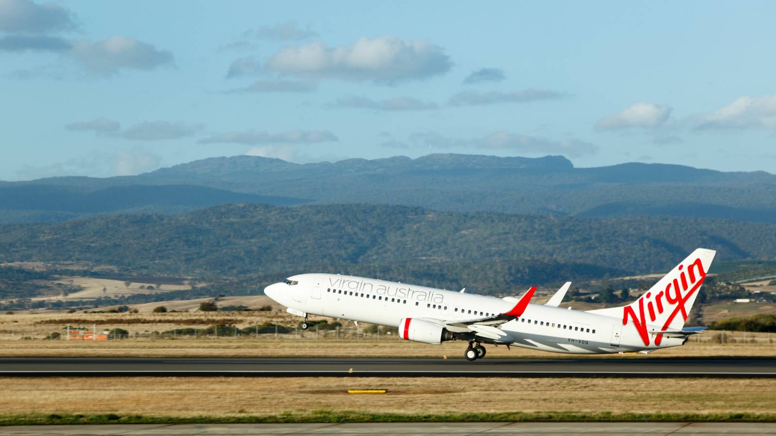 Virgin Australia Extends Middle Seat Lottery Until July 2023