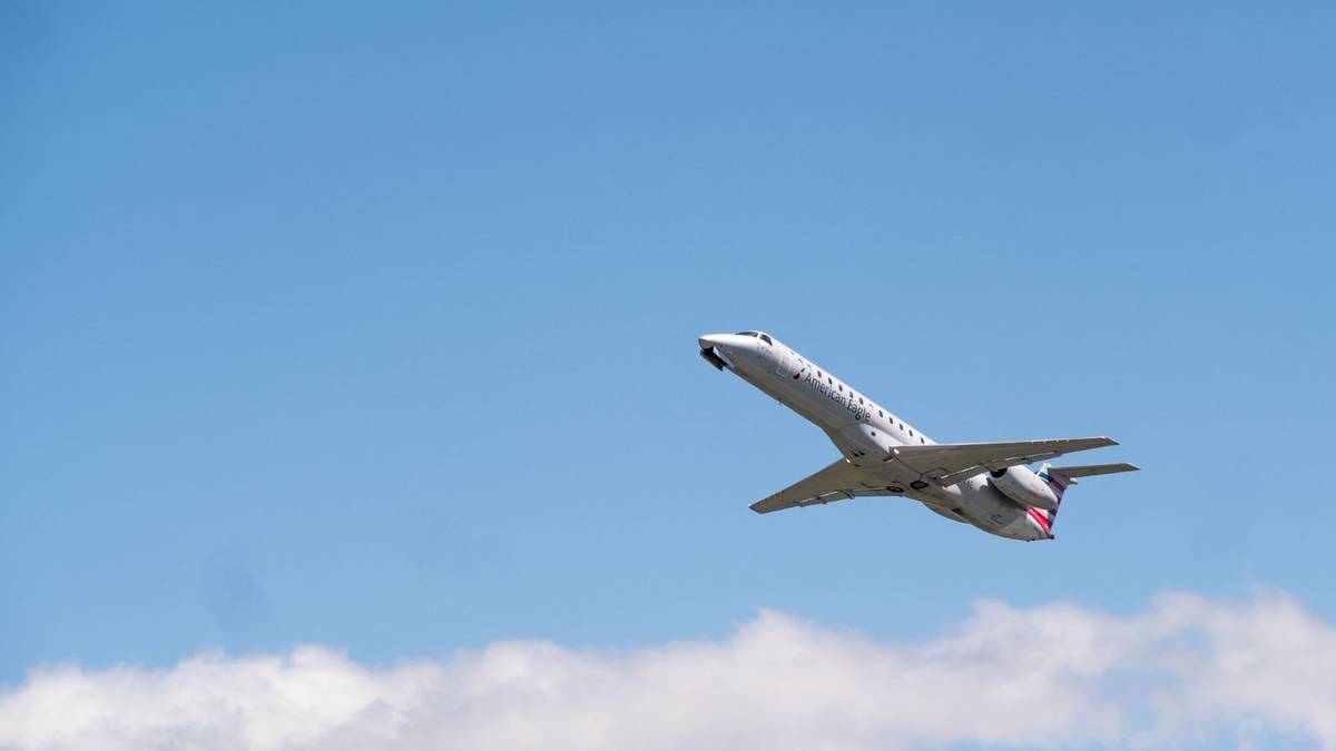 American Airlines To Cut Flights From Columbus Airport
