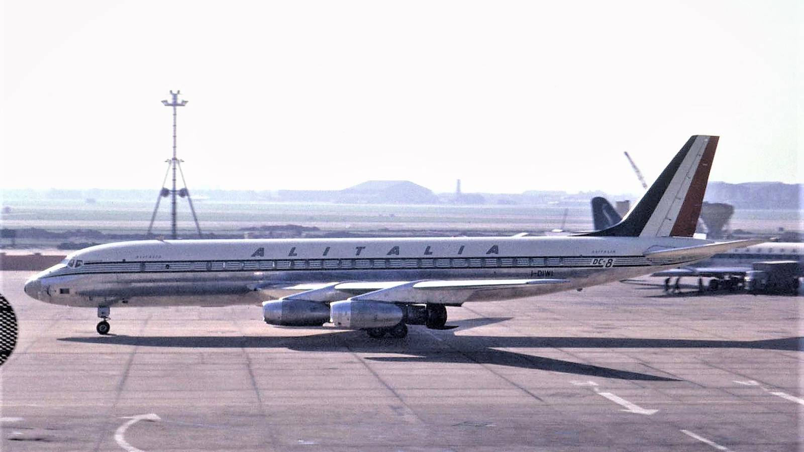59 Years Ago Today Pope Paul VI Became The First Pope To Make An Official Visit Using An Airliner
