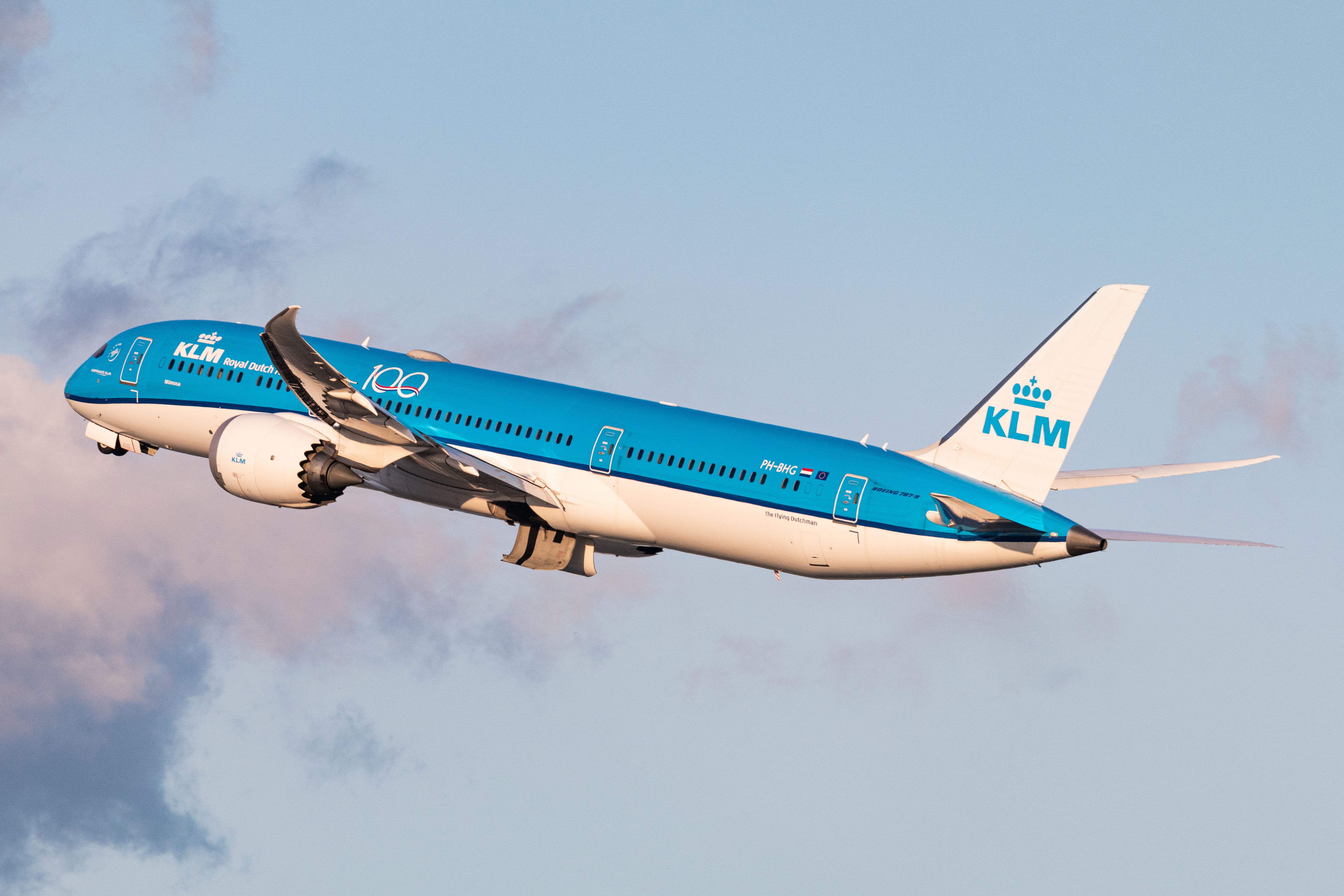 KLM Passengers Stranded In Panama After Technical Problems