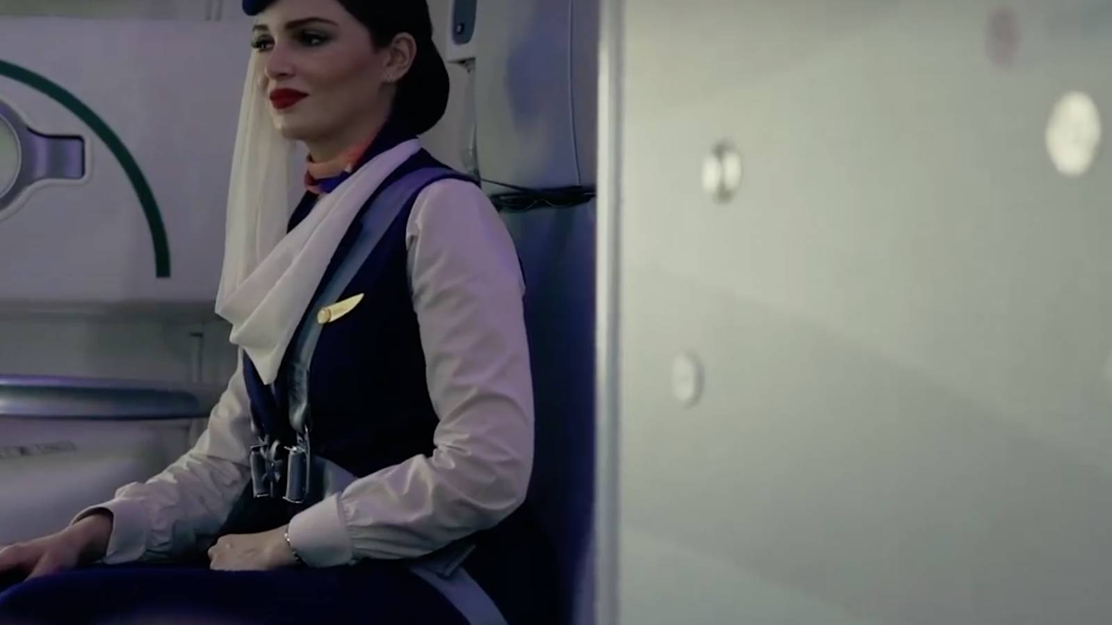 Can Flight Attendants Wear The Hijab?