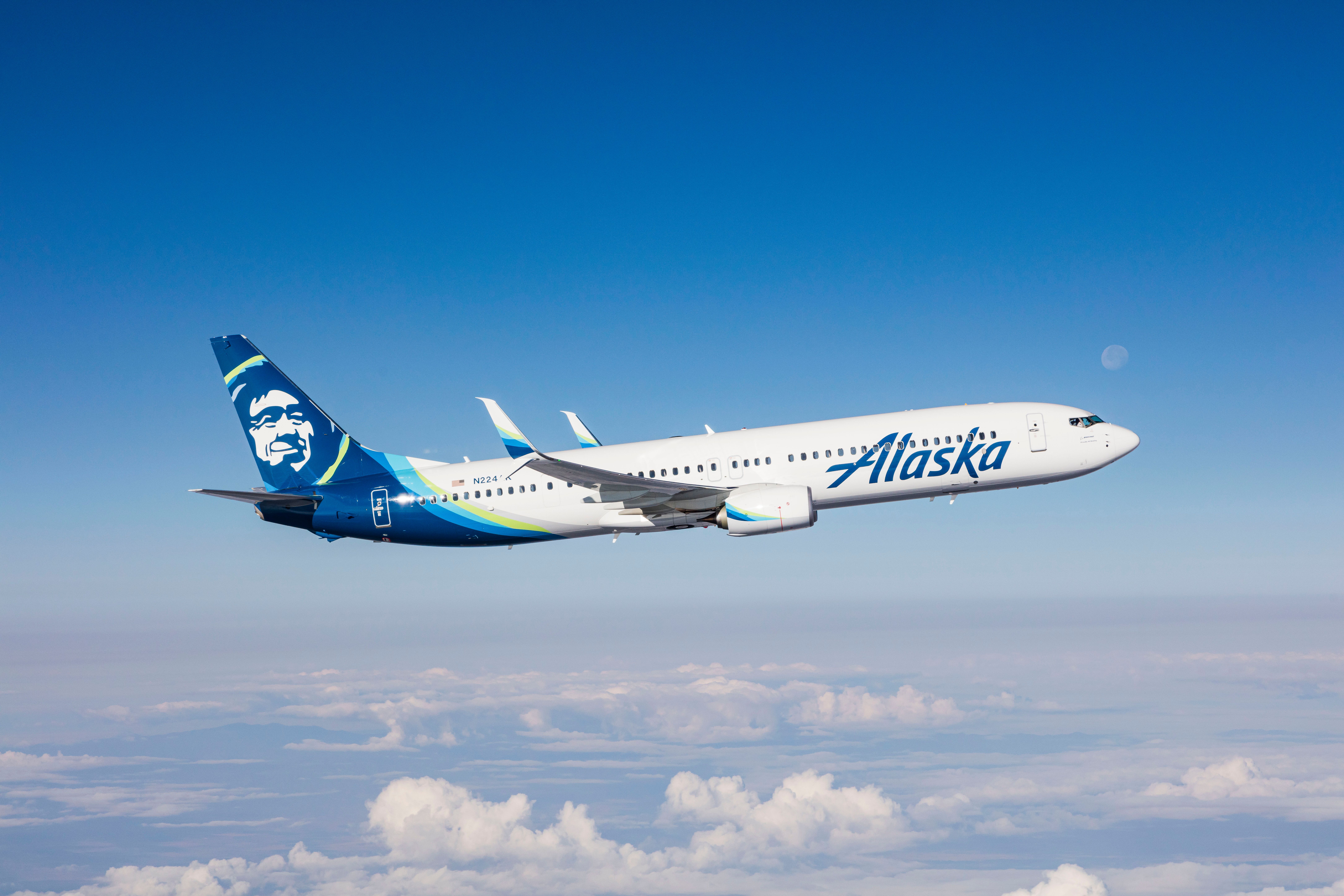 Alaska Airlines Partners With Straightaway Cocktails To Provide New Inflight Beverages
