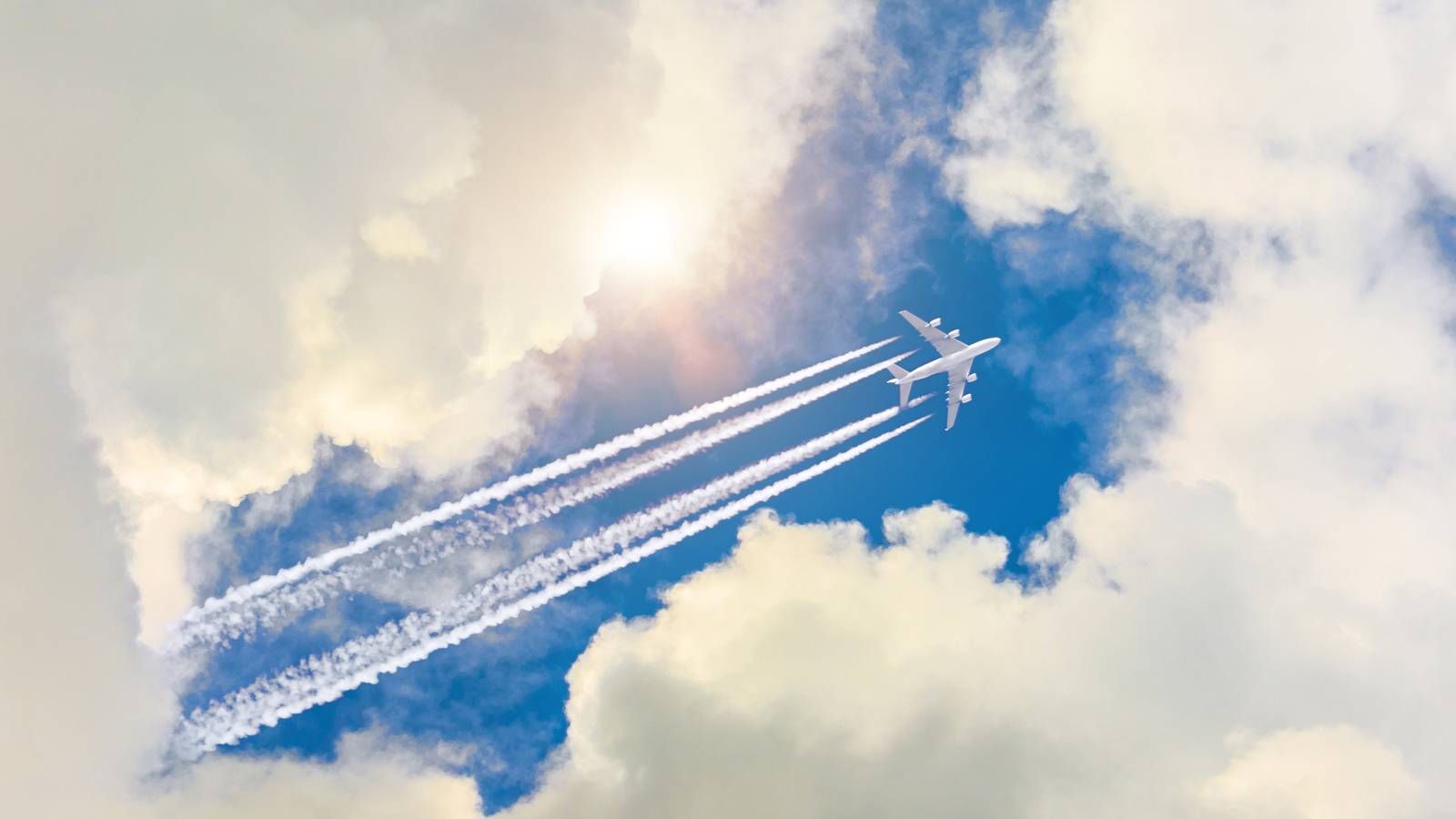 Flying High: The Reasons Why Aircraft Cruise At Such Considerable Altitudes