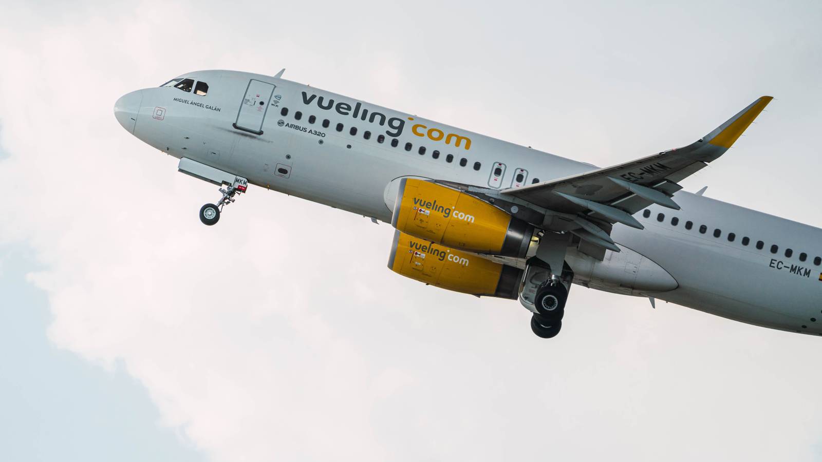 Vueling To Begin London Gatwick-Alicante Flights As UK Expansion Continues
