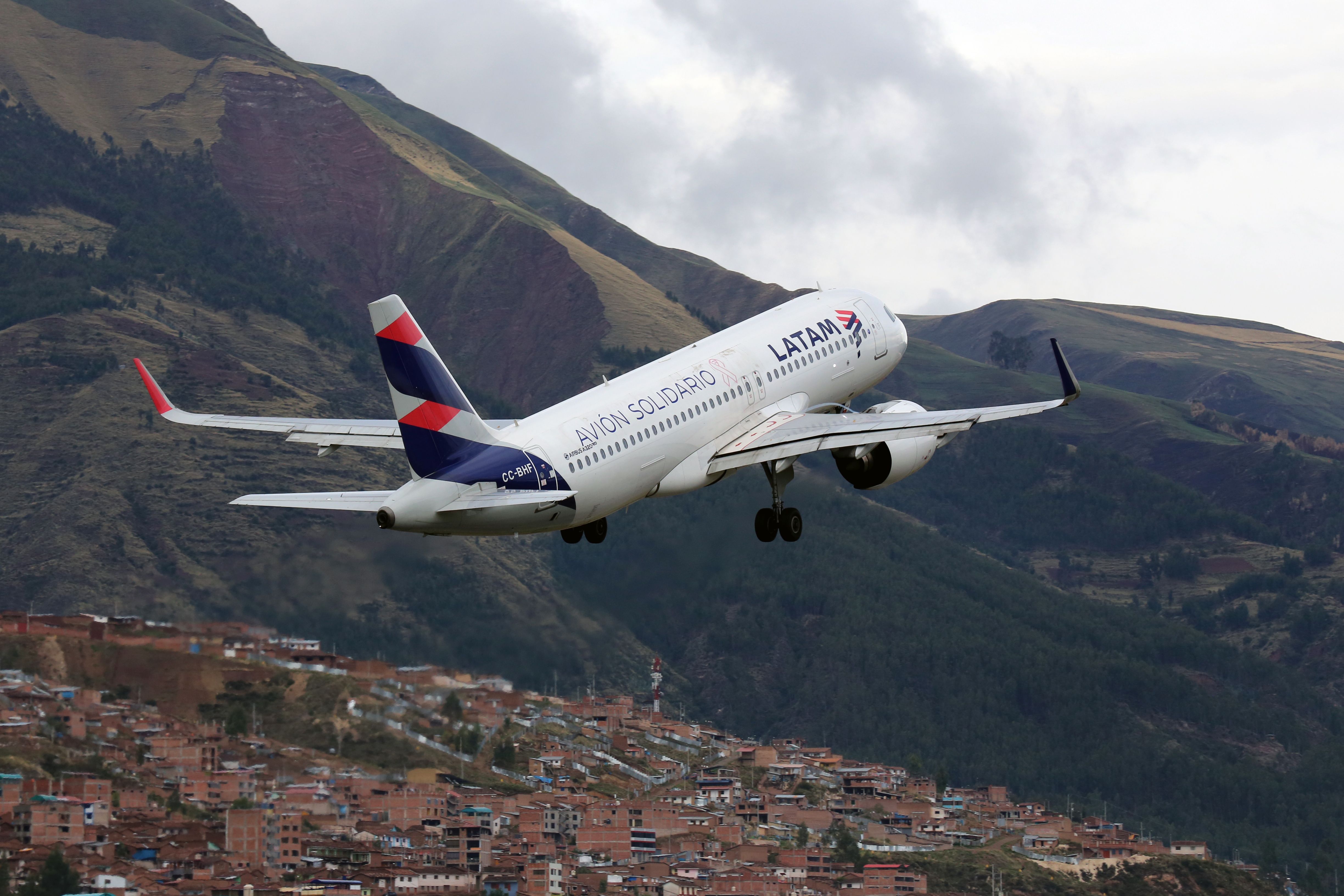 Peru s Cusco Airport Reopens Following Closure Due To Demonstrations