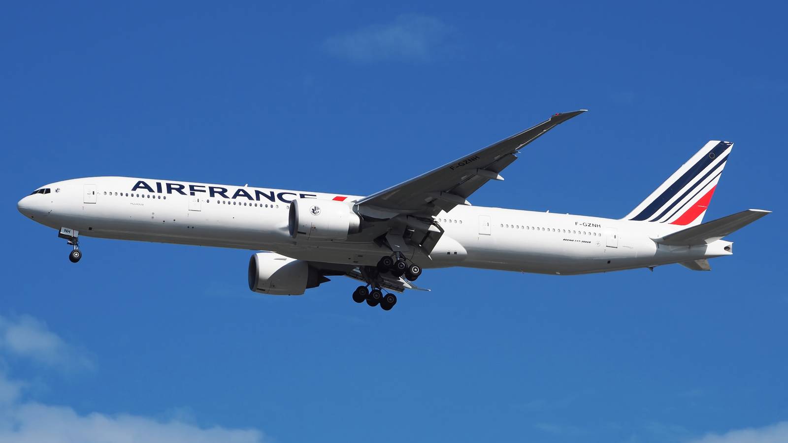 Air France’s New Long Haul Boeing 777 Cabin Debuts On Friday