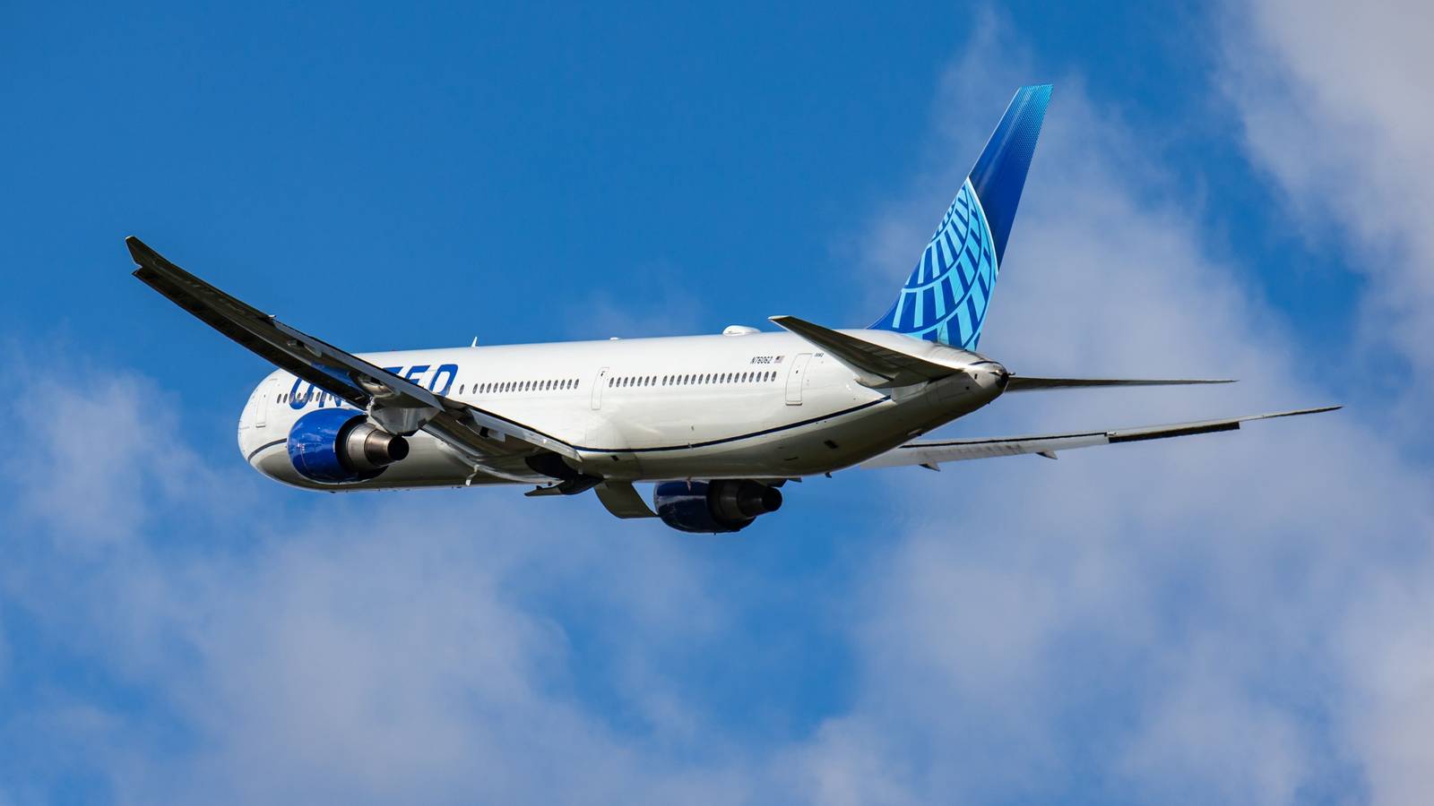 United Airlines To Open New Flight Training Center In Houston