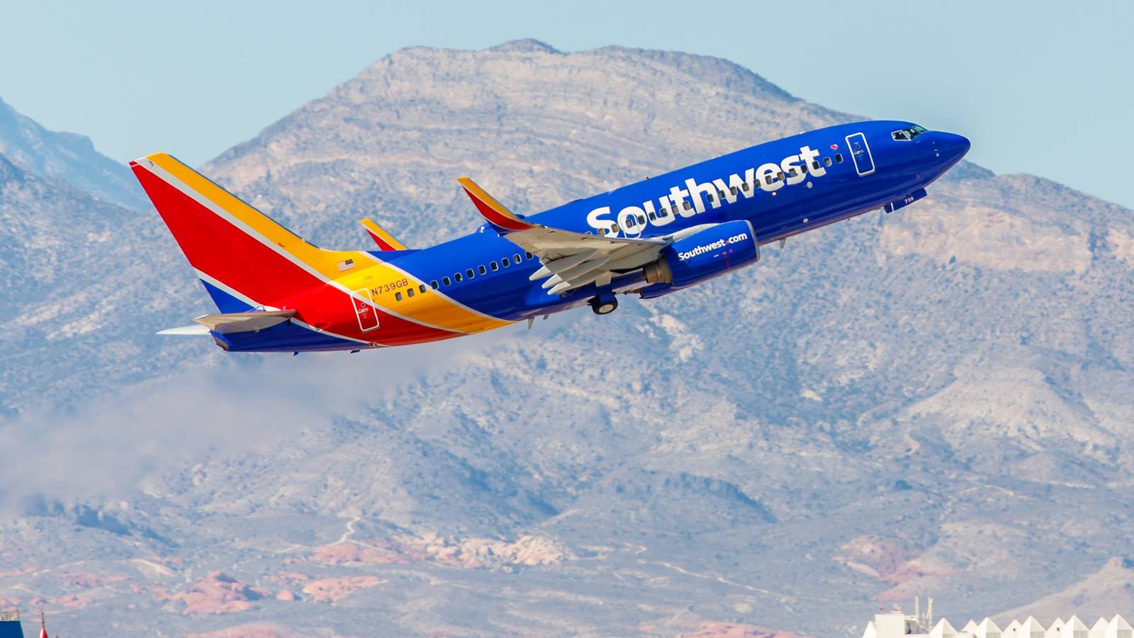 Saturday Night Live Rips Into Southwest Airlines For Holiday Meltdown