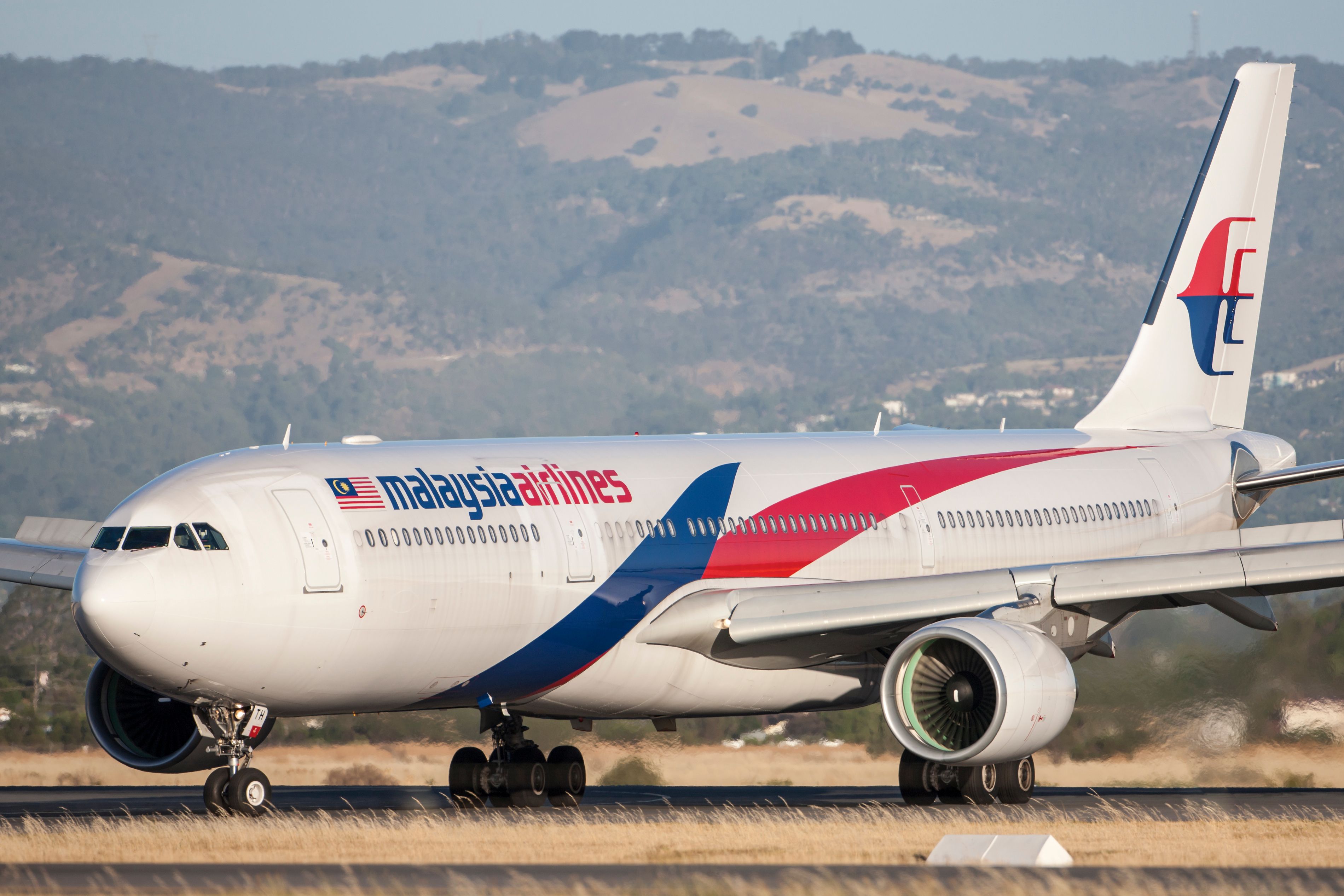 Malaysia Aviation Group Files Injunction To Stop AirAsia Selling Malaysia Airlines Tickets