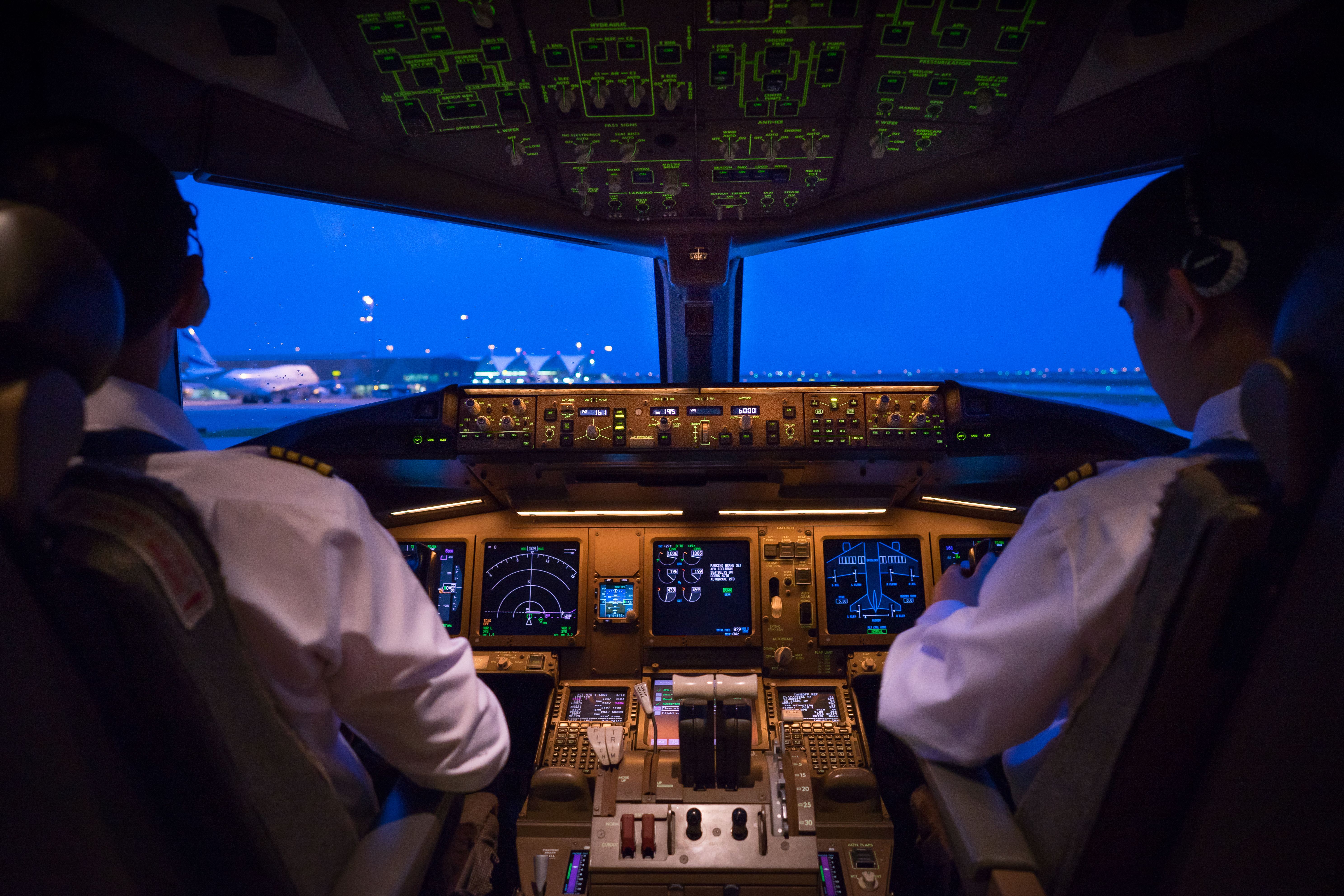 FAA Pushes For Warning Label On Lasers