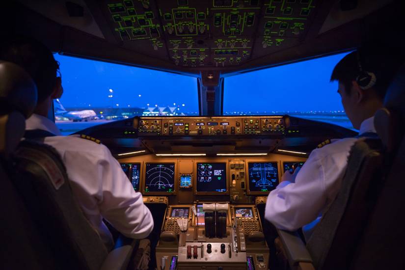 What Is ACARS & How Do Pilots And Airlines Use It?