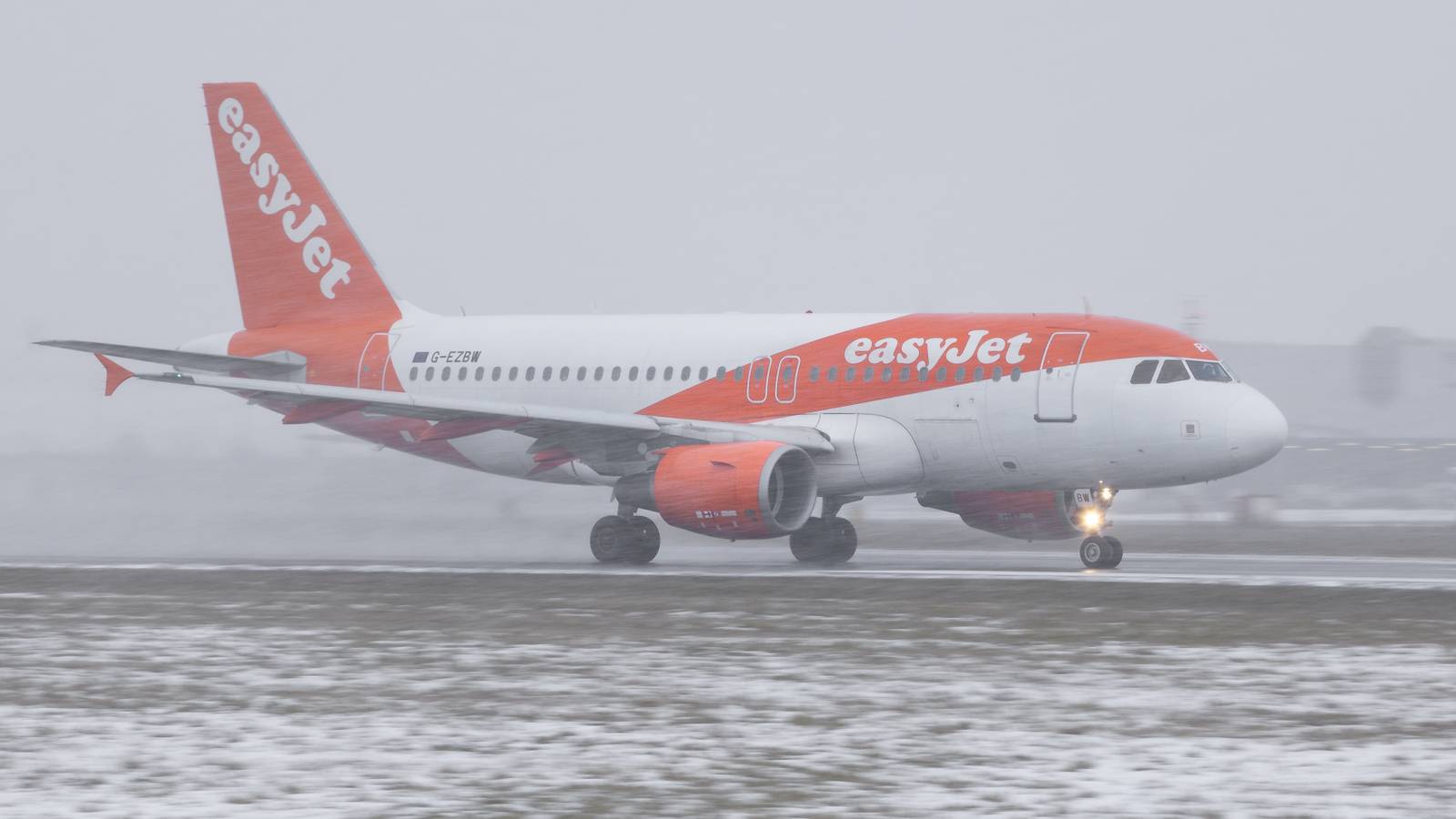 Manchester Airport Closes Both Runways Due To Heavy Snowfall