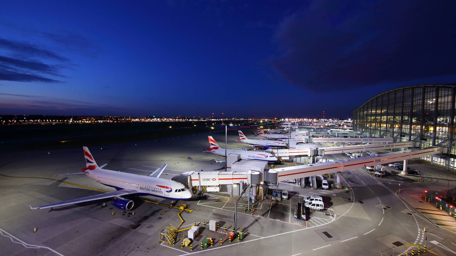London Heathrow Airport Reports Highest Festive Traffic Figures Since 2019