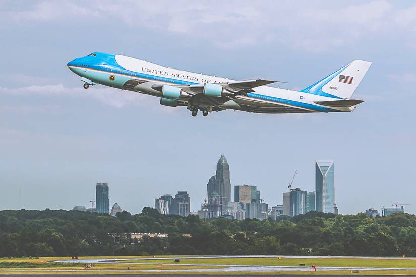 What Are The Main Differences Between Air Force One & Air Force Two?