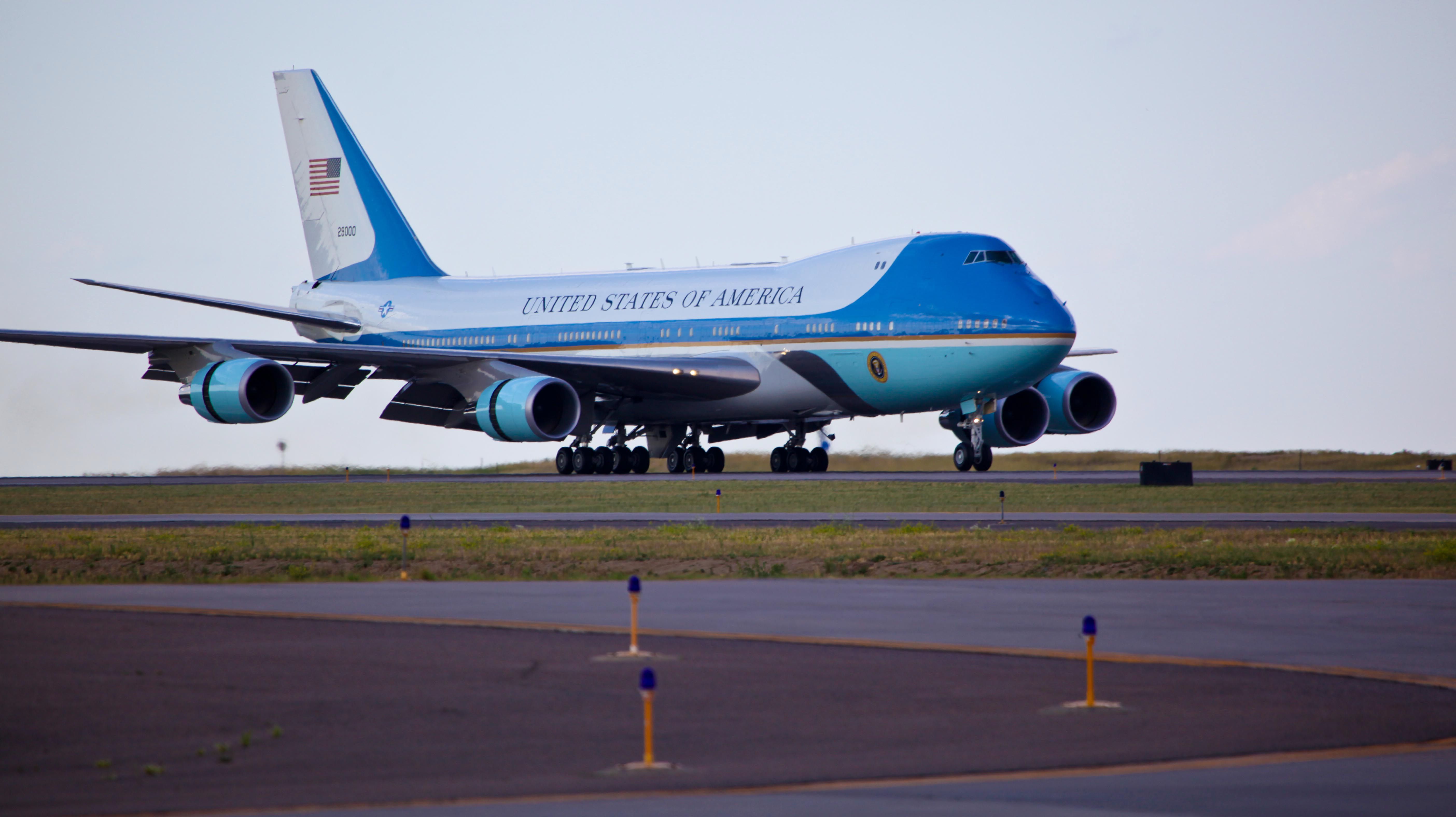 Air Force One: What's The Latest With The New Boeing 747-8s