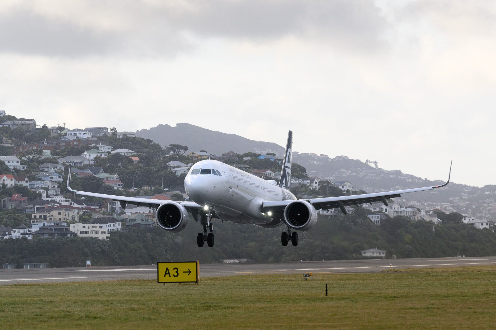 New Zealand Does Not Plan To Require COVID Tests For Passengers From China
