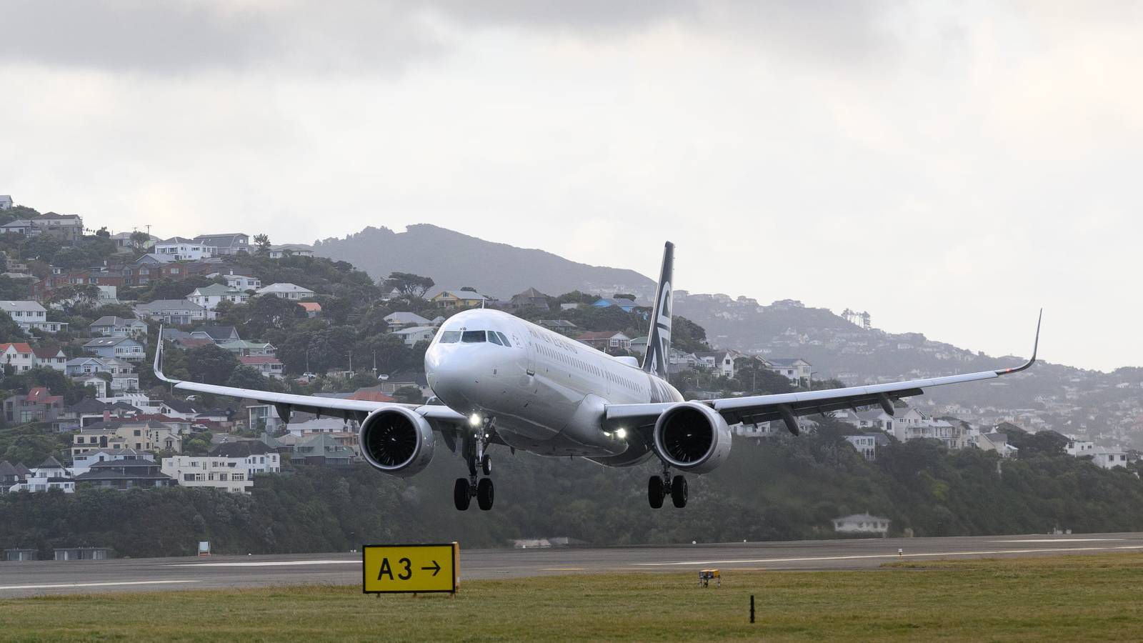 New Flight Plan Causing Wellington Residents To Lose Sleep