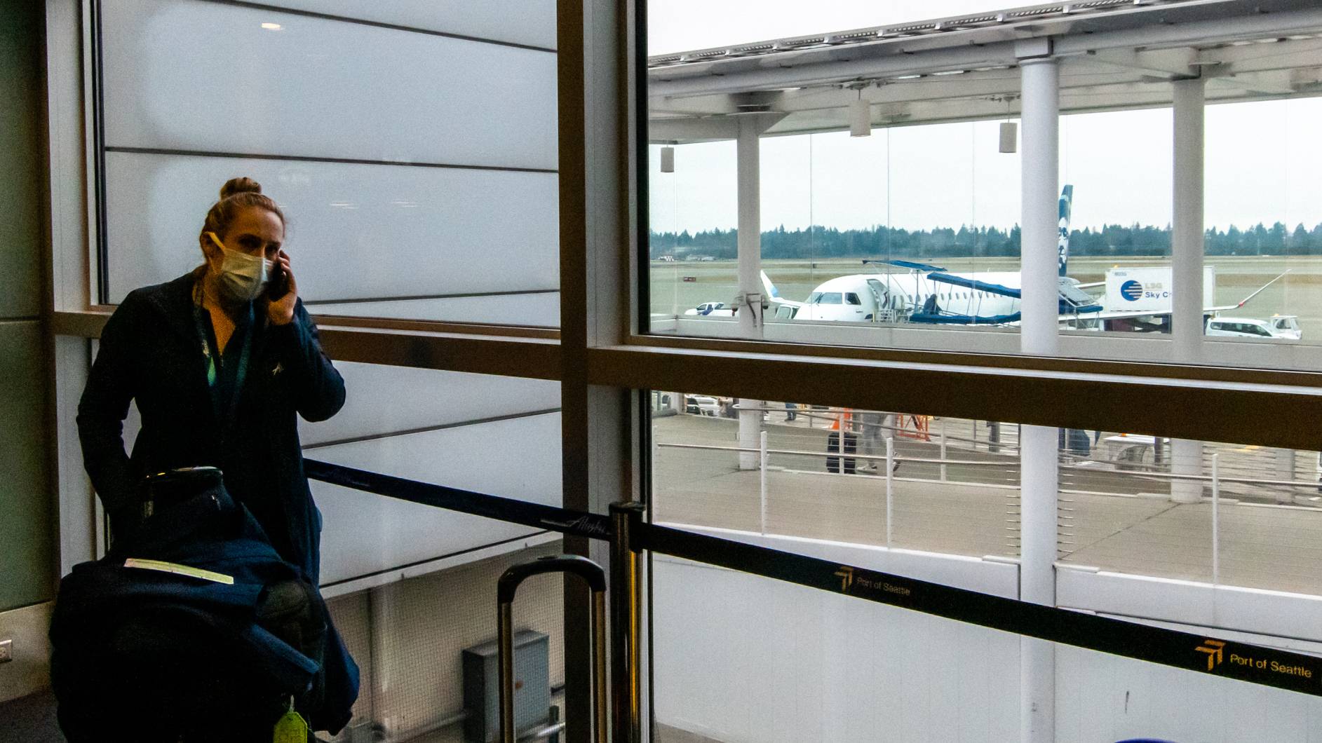 E175 Window Trip Review: Horizon Air E175 Premium Class vs. First Class