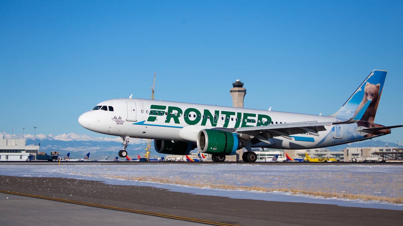 Frontier Airlines Celebrates 29th Anniversary With Customer Appreciation Event