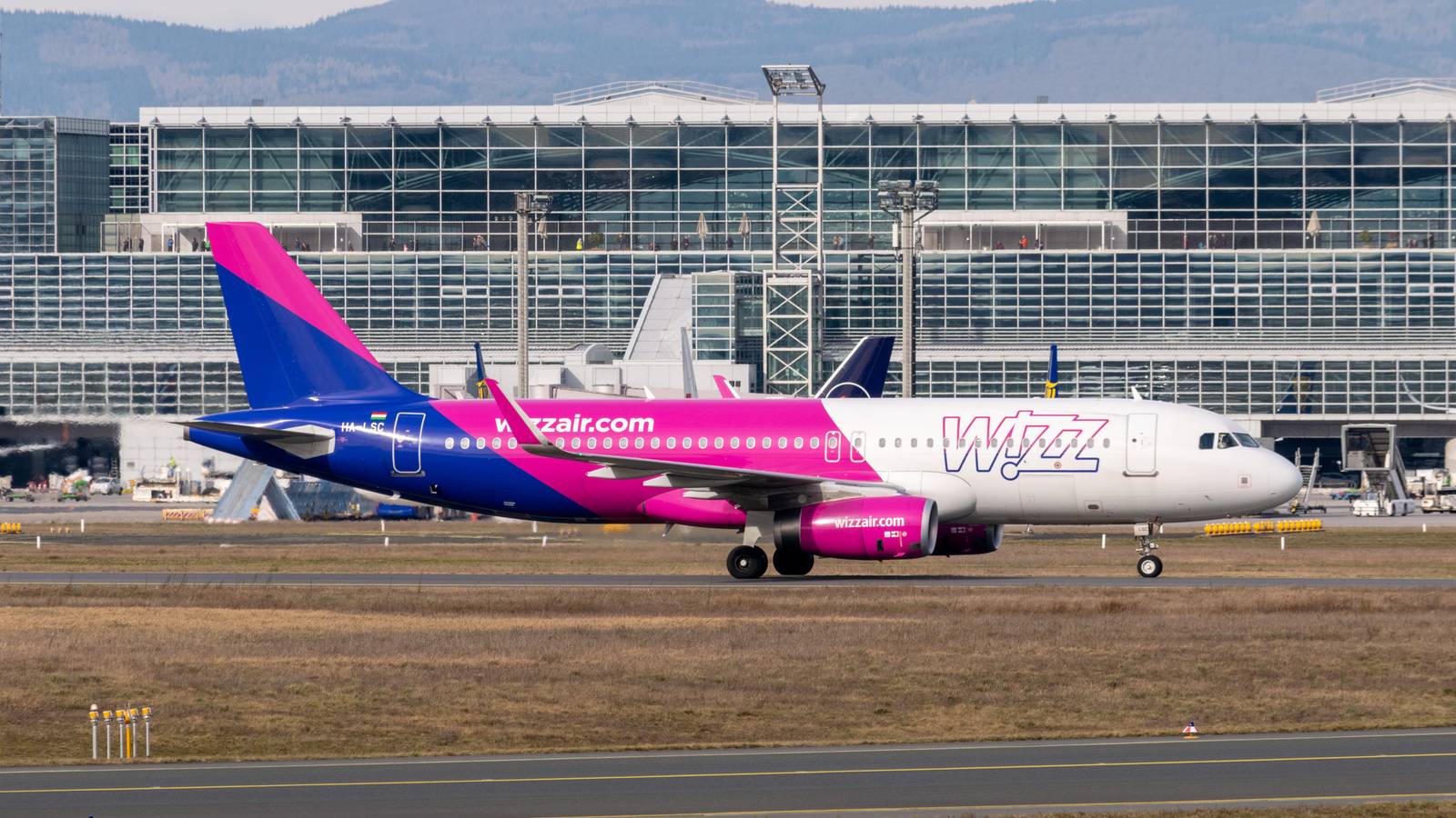 Wizz Air Bets On Neste Sustainable Aviation Fuel To Further Reduce Emissions