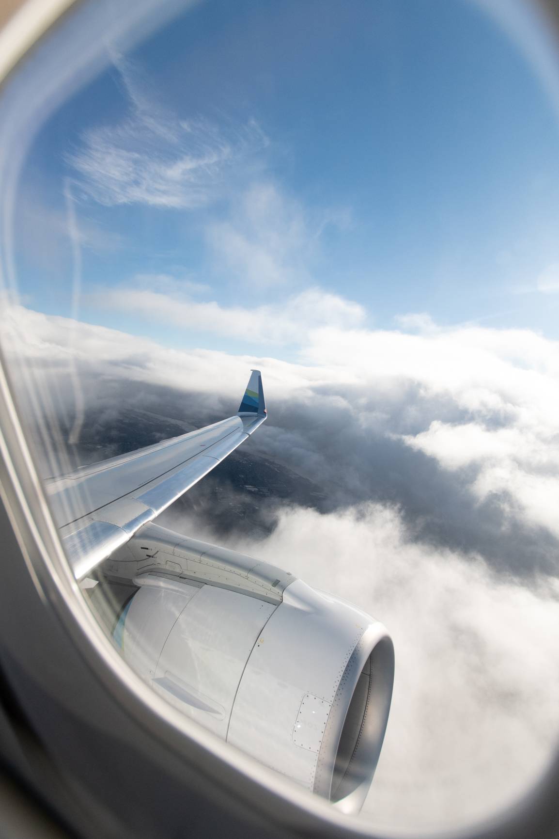 E175 Window Trip Review: Horizon Air E175 Premium Class vs. First Class