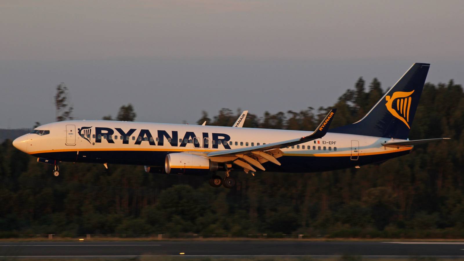 21 Years Ago Today: Ryanair Flight 296 Catches Fire At London Stansted ...